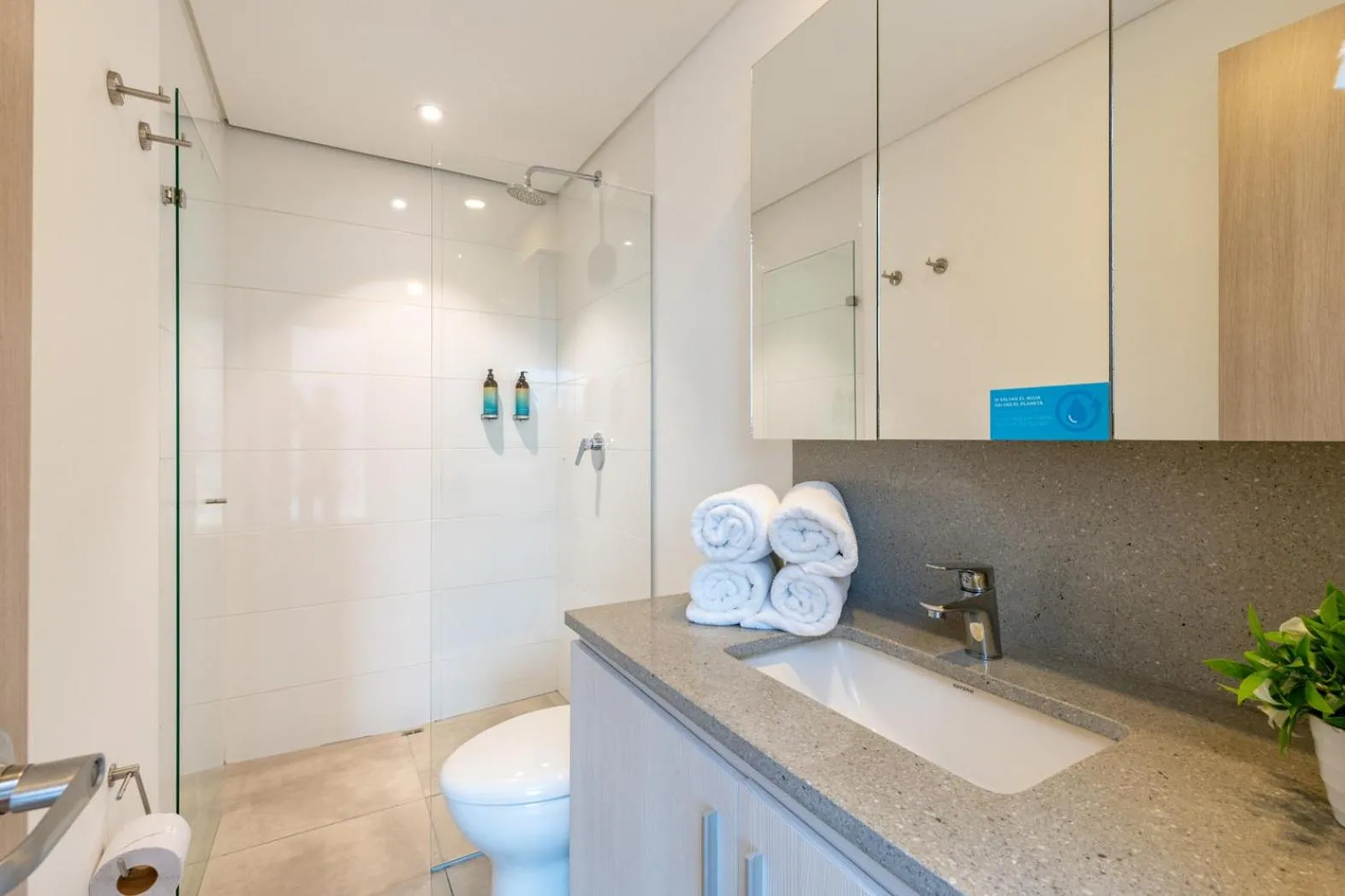 Shower in Soul Lifestyle Hotel