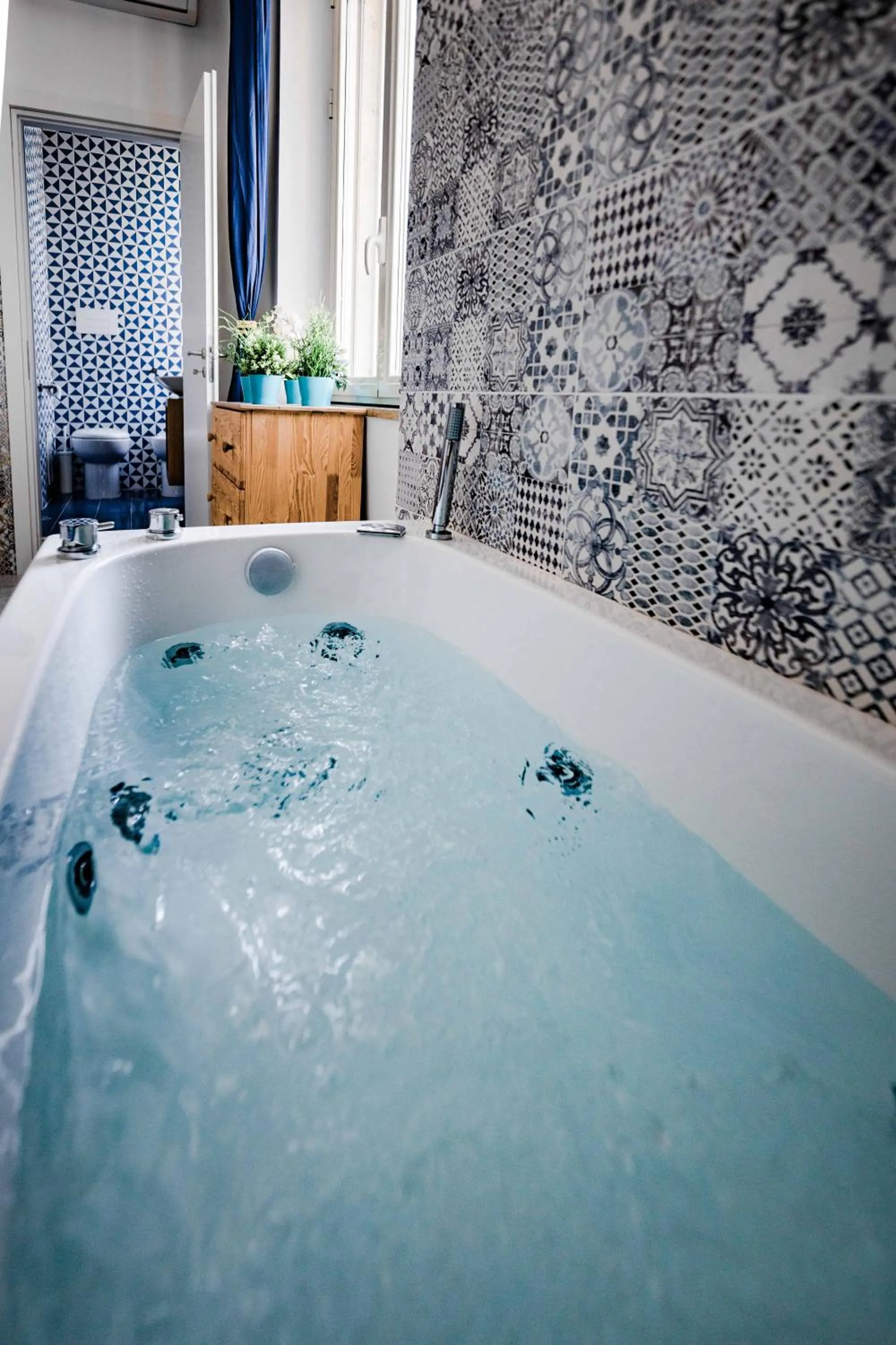 Photo of the whole room in On the beach Sea-view&Kitchen In Room