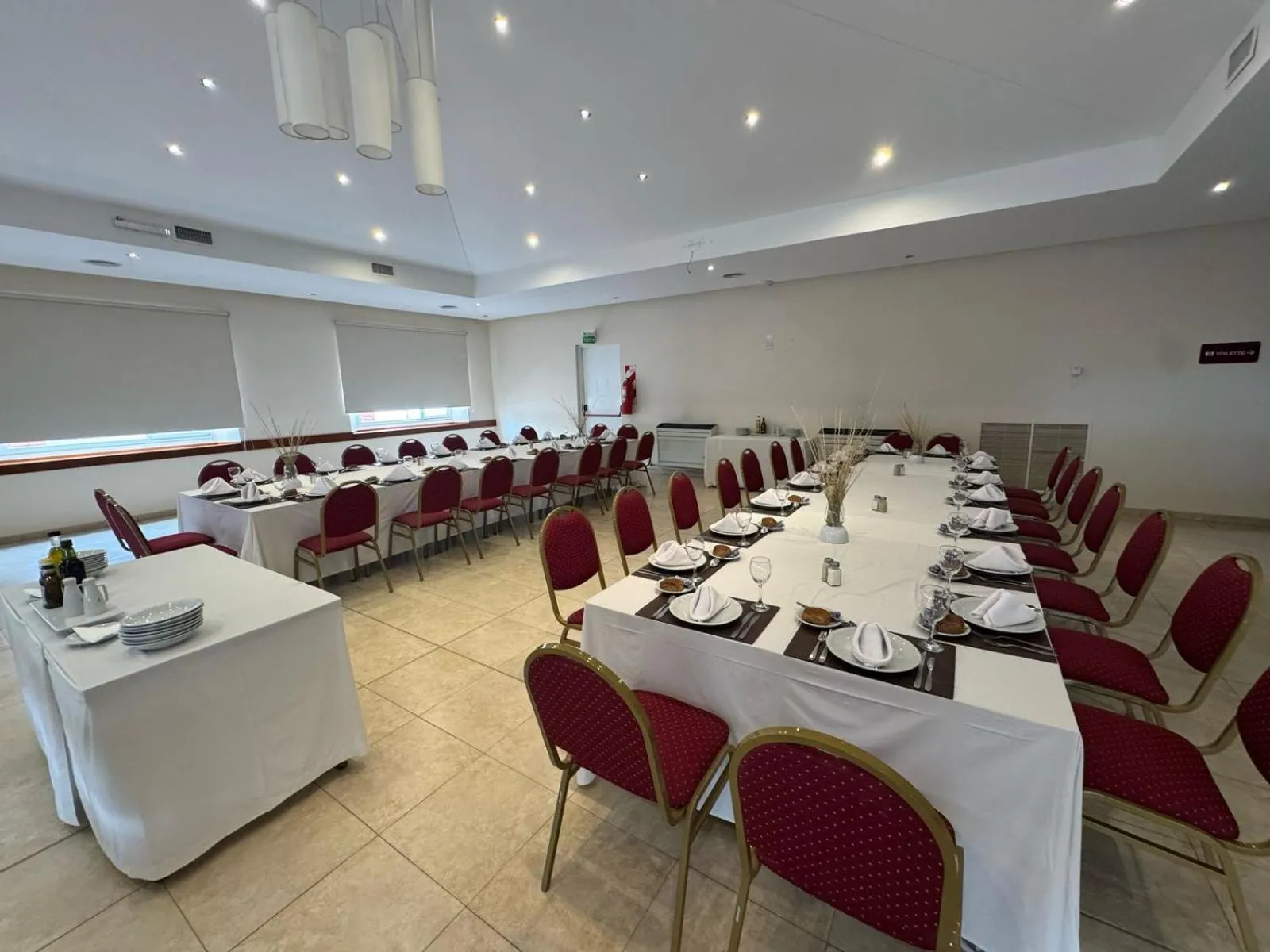 Banquet/Function facilities in Hotel Sol del Añelo