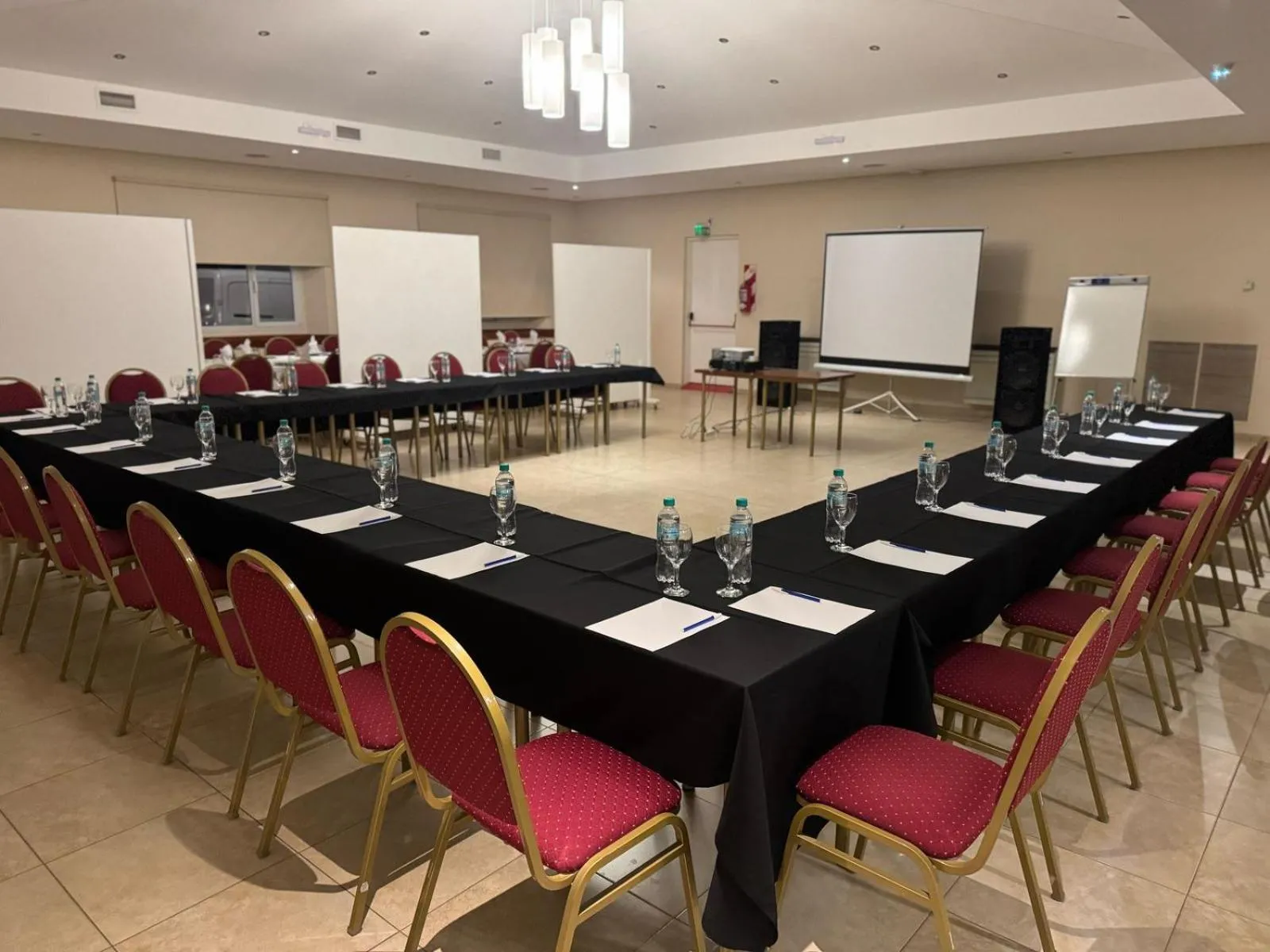 Meeting/conference room in Hotel Sol del Añelo