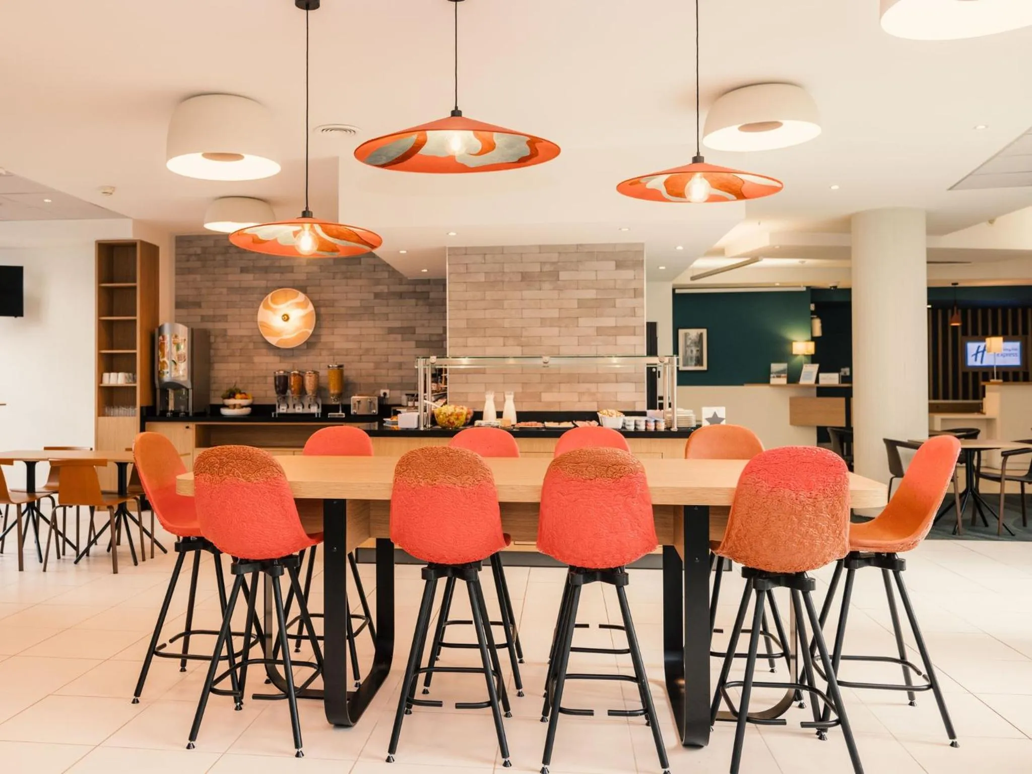 Breakfast in Holiday Inn Express Lille Centre by IHG