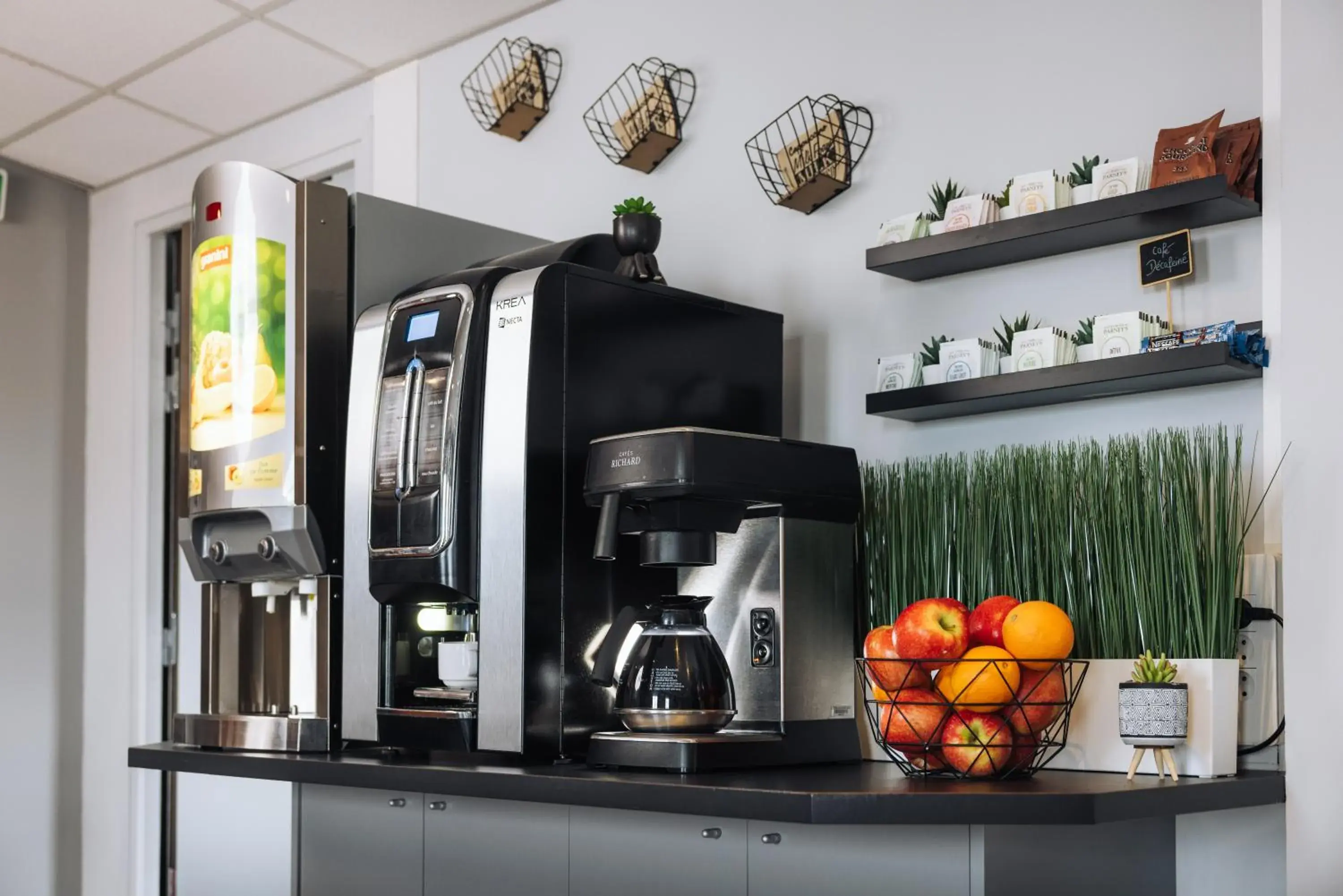 Restaurant/places to eat in Hotel Chagnot Restaurant/places to eat in Hotel Chagnot