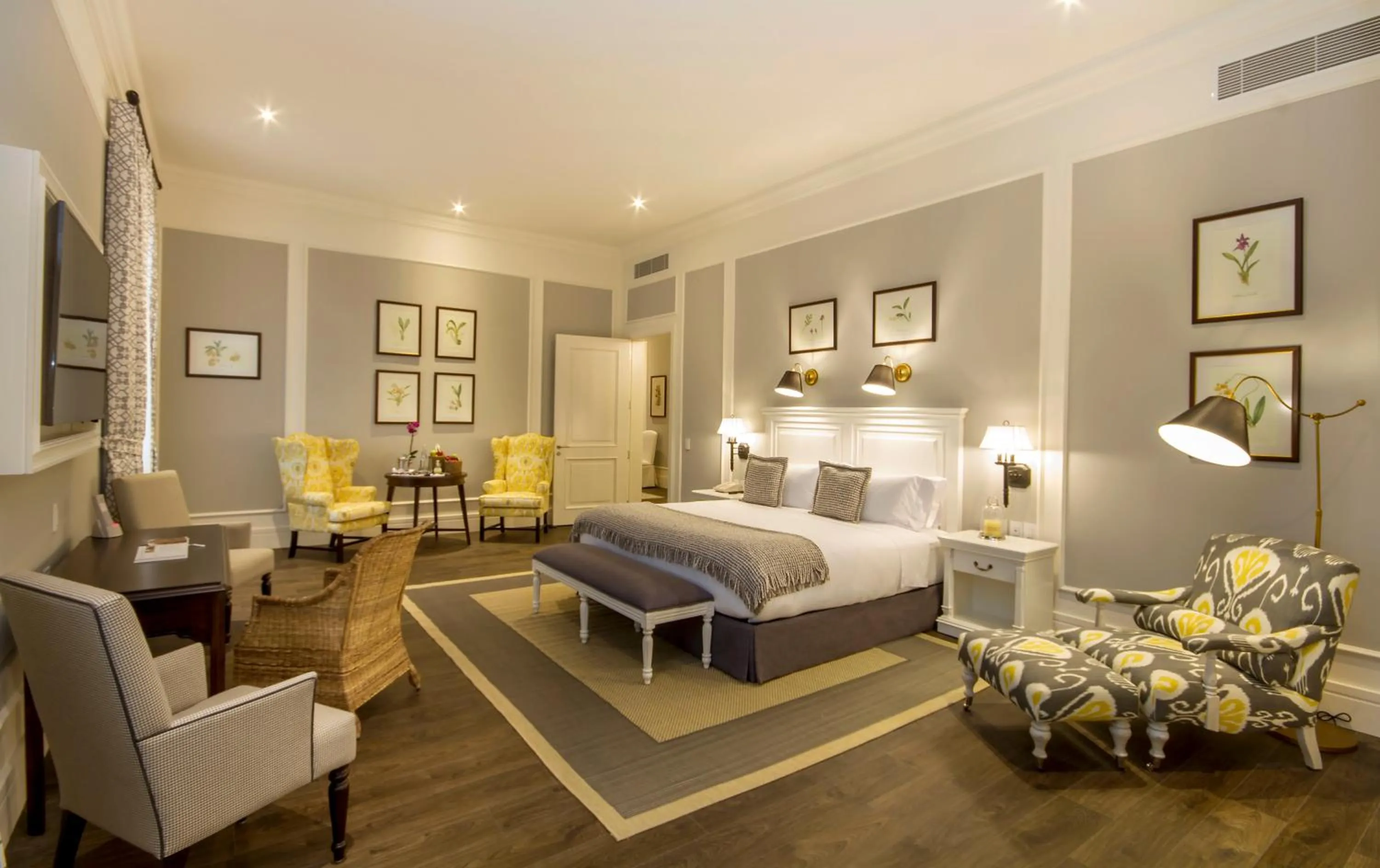 Bedroom, Bed in Hotel del Parque