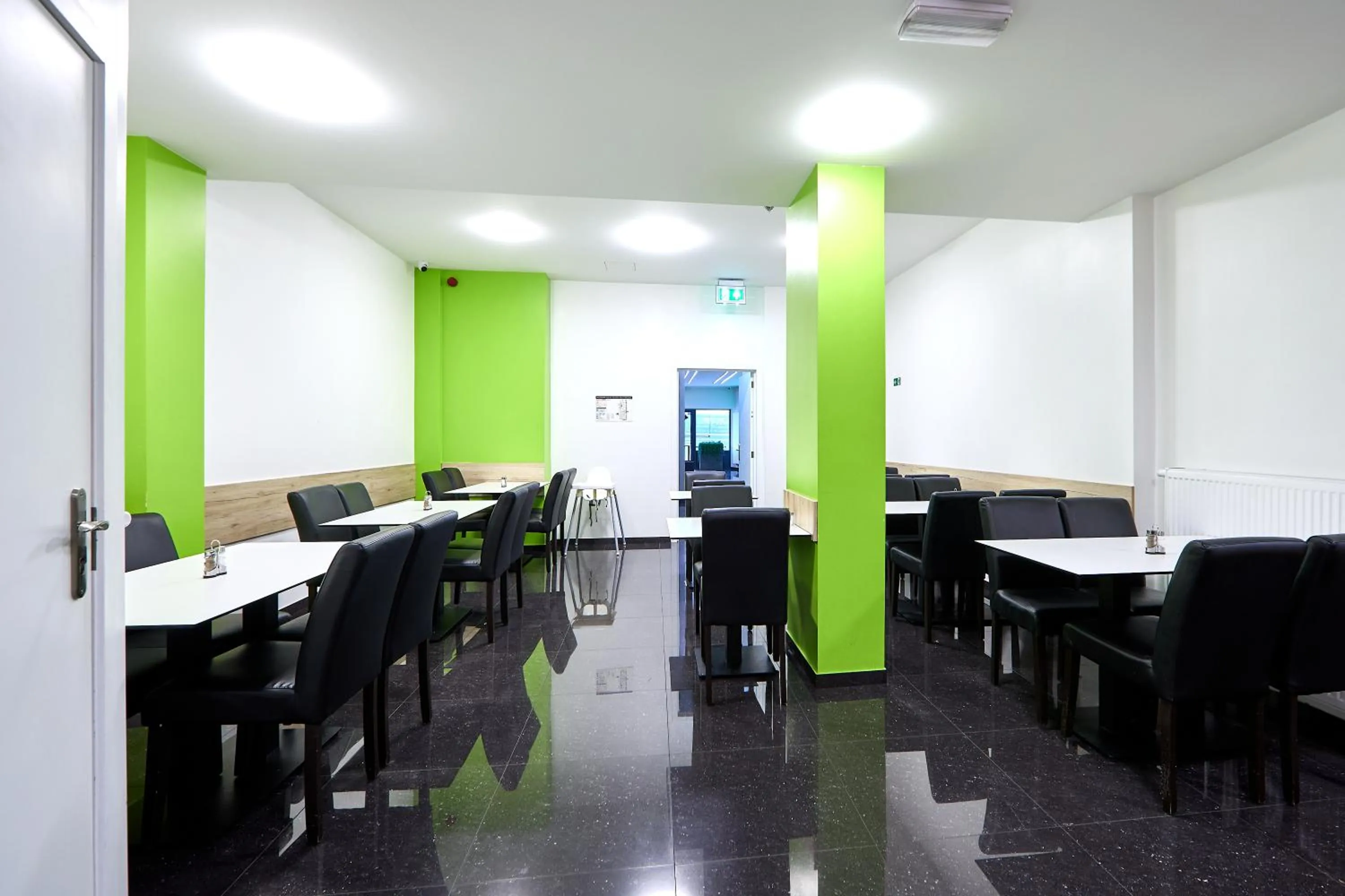 Breakfast in Hotel City Center