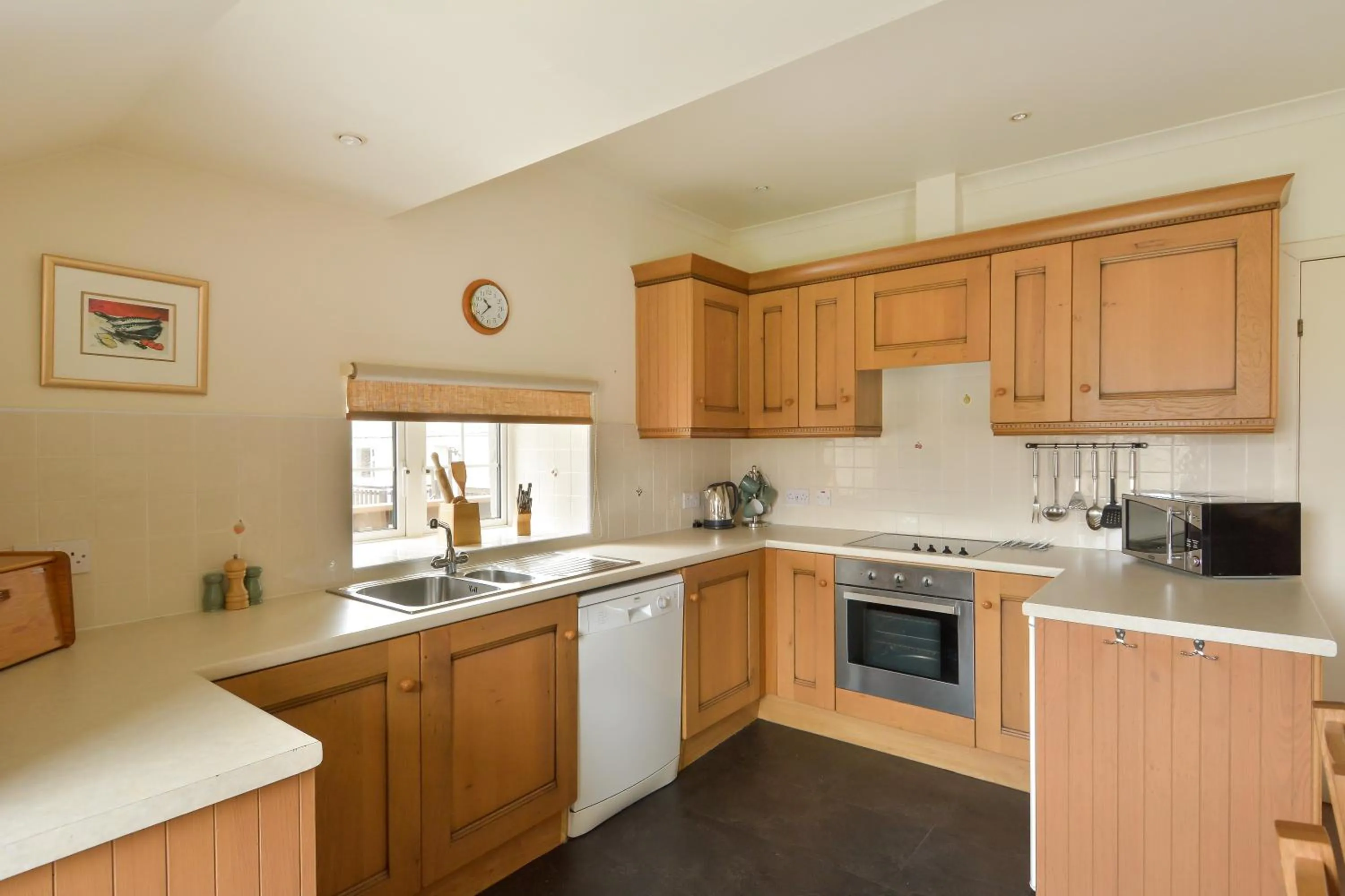 Kitchen or kitchenette in Melfort Village