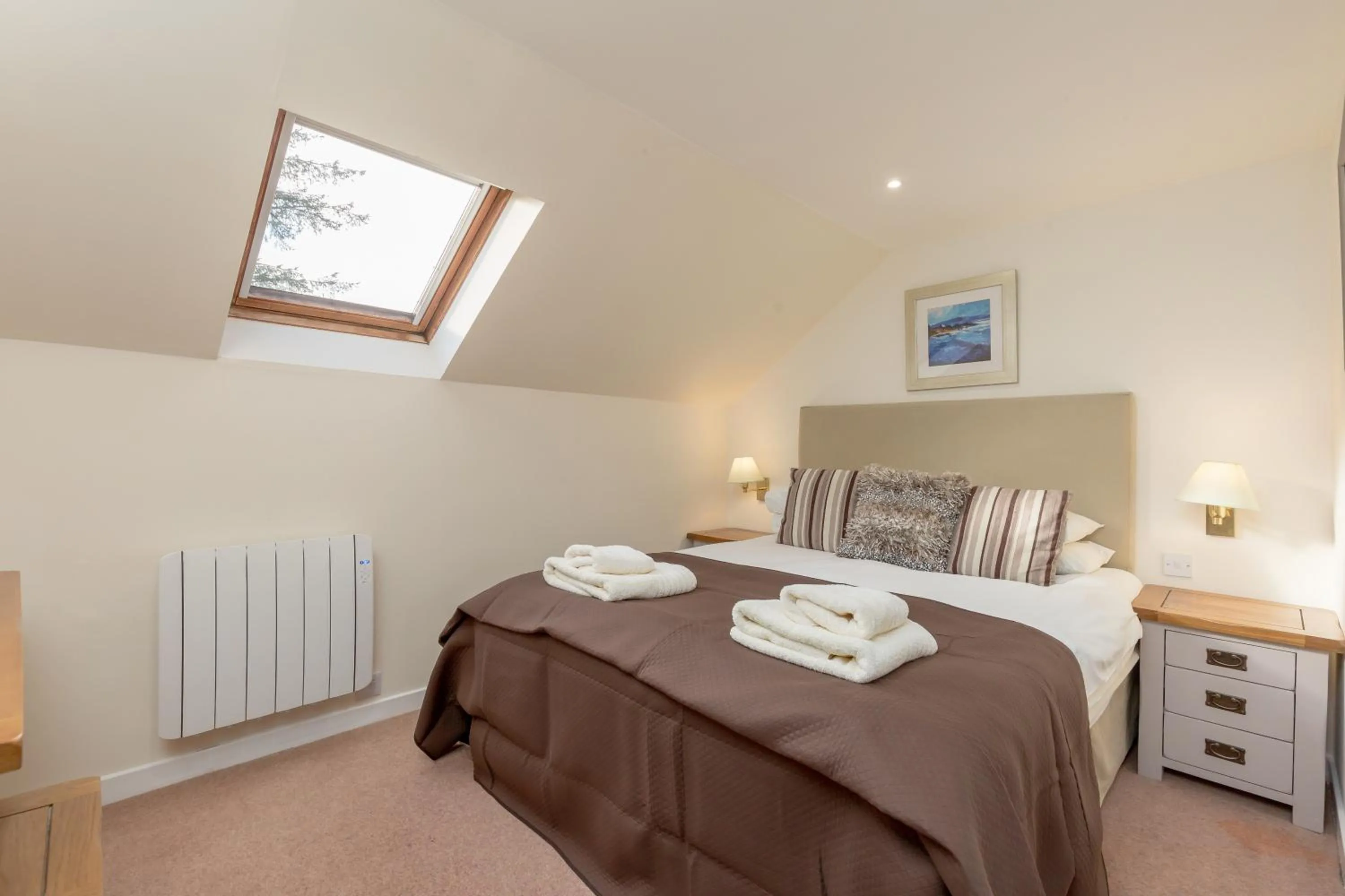 Bedroom, Bed in Melfort Village