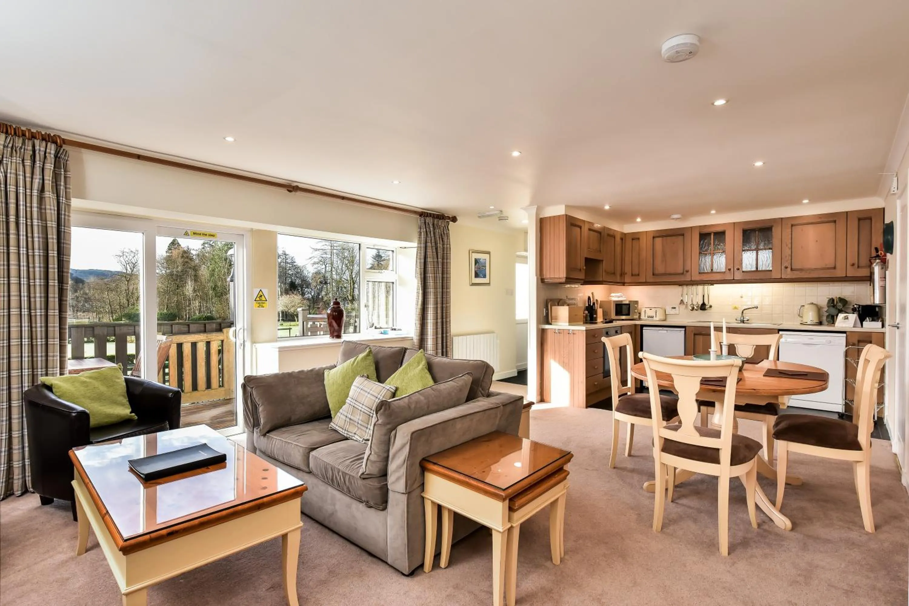 Kitchen or kitchenette in Melfort Village