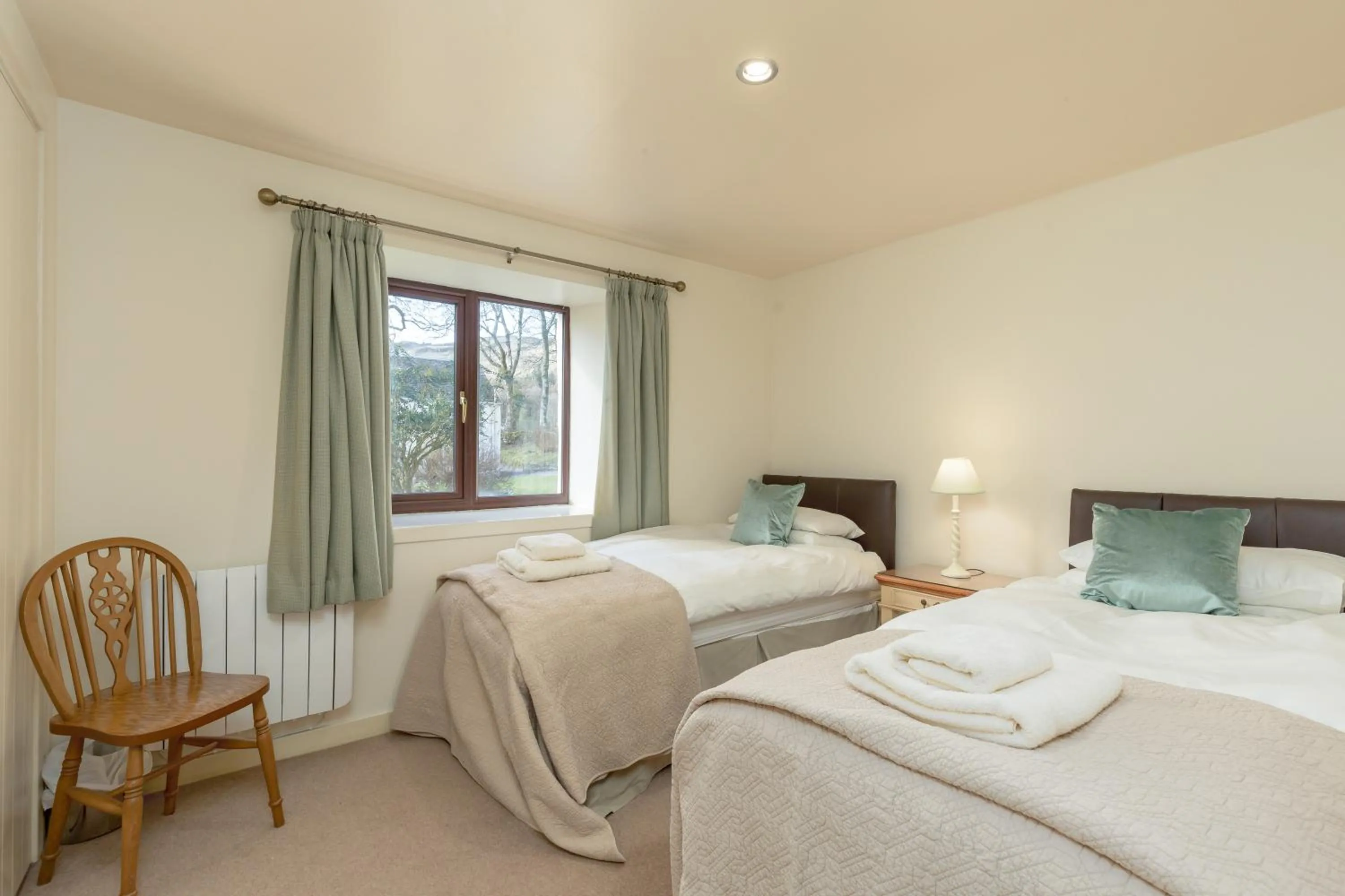 Bedroom, Bed in Melfort Village