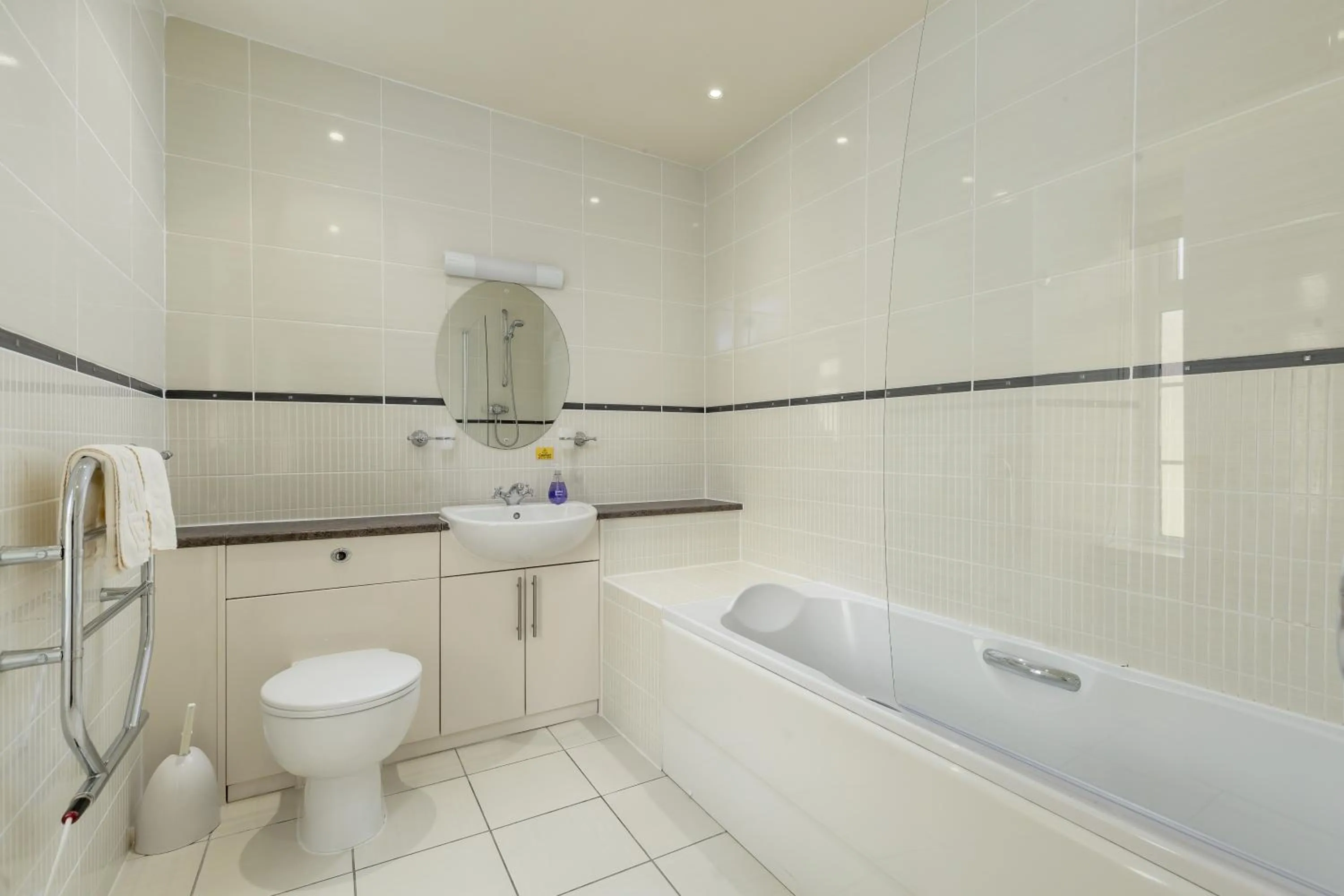 Bathroom in Melfort Village
