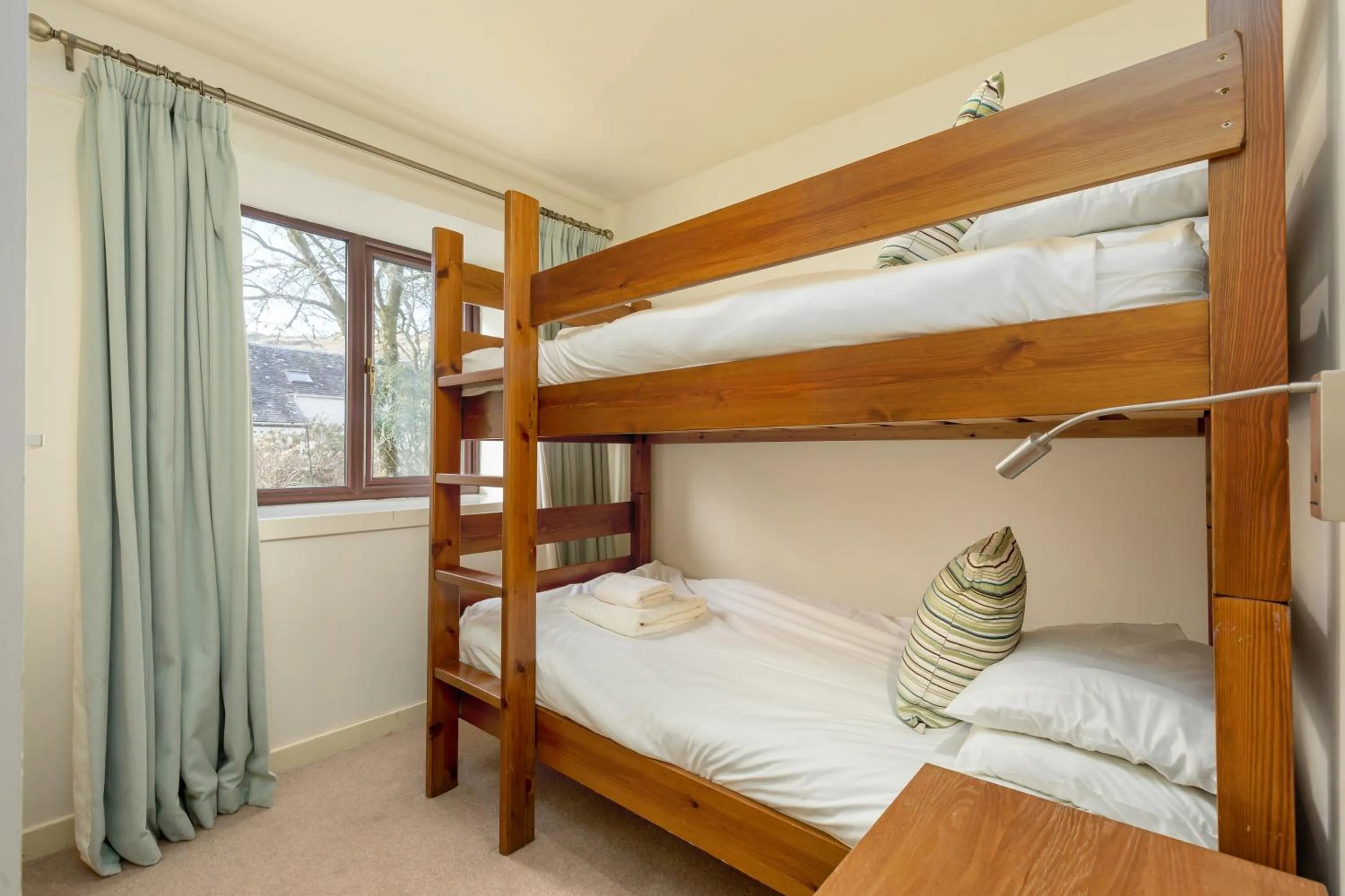 Bedroom, Bed in Melfort Village