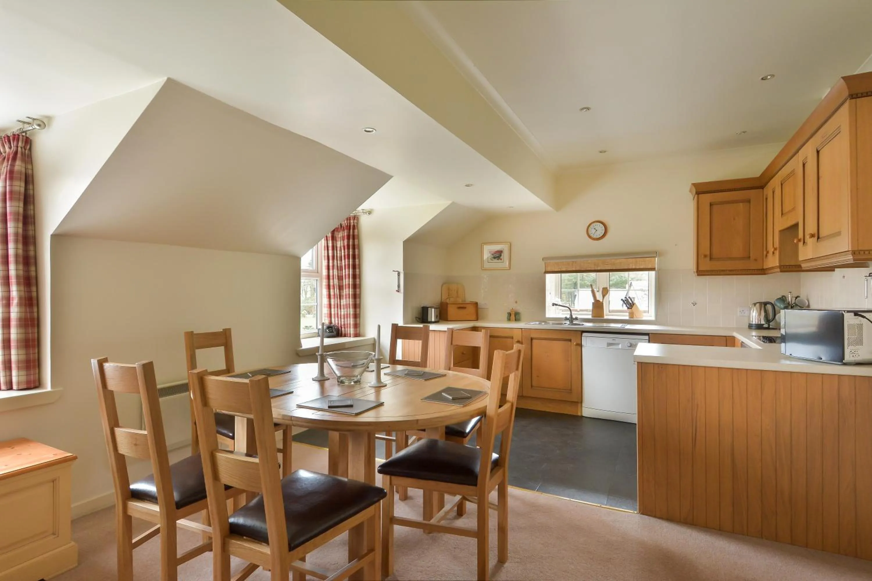 Kitchen or kitchenette in Melfort Village