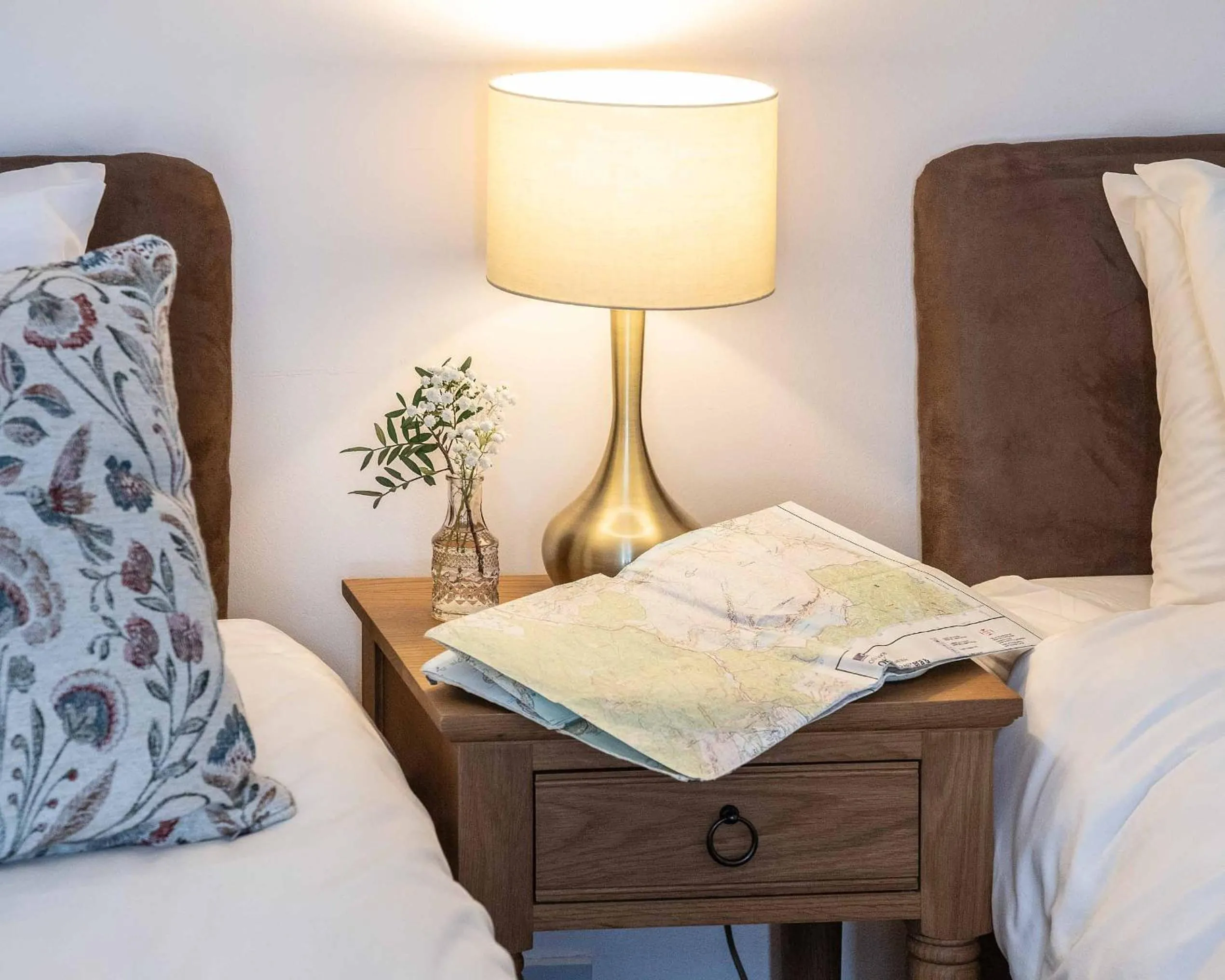 Bedroom, Bed in Melfort Village