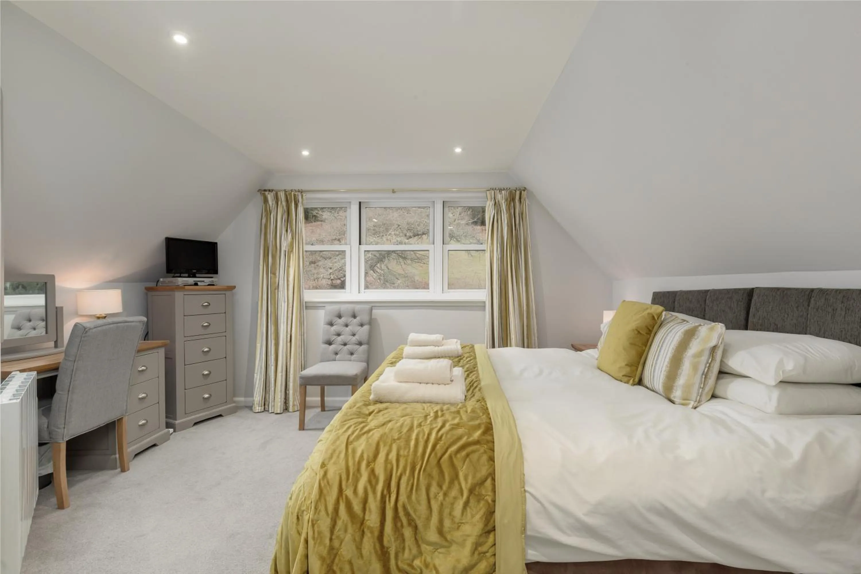Bed in Melfort Village
