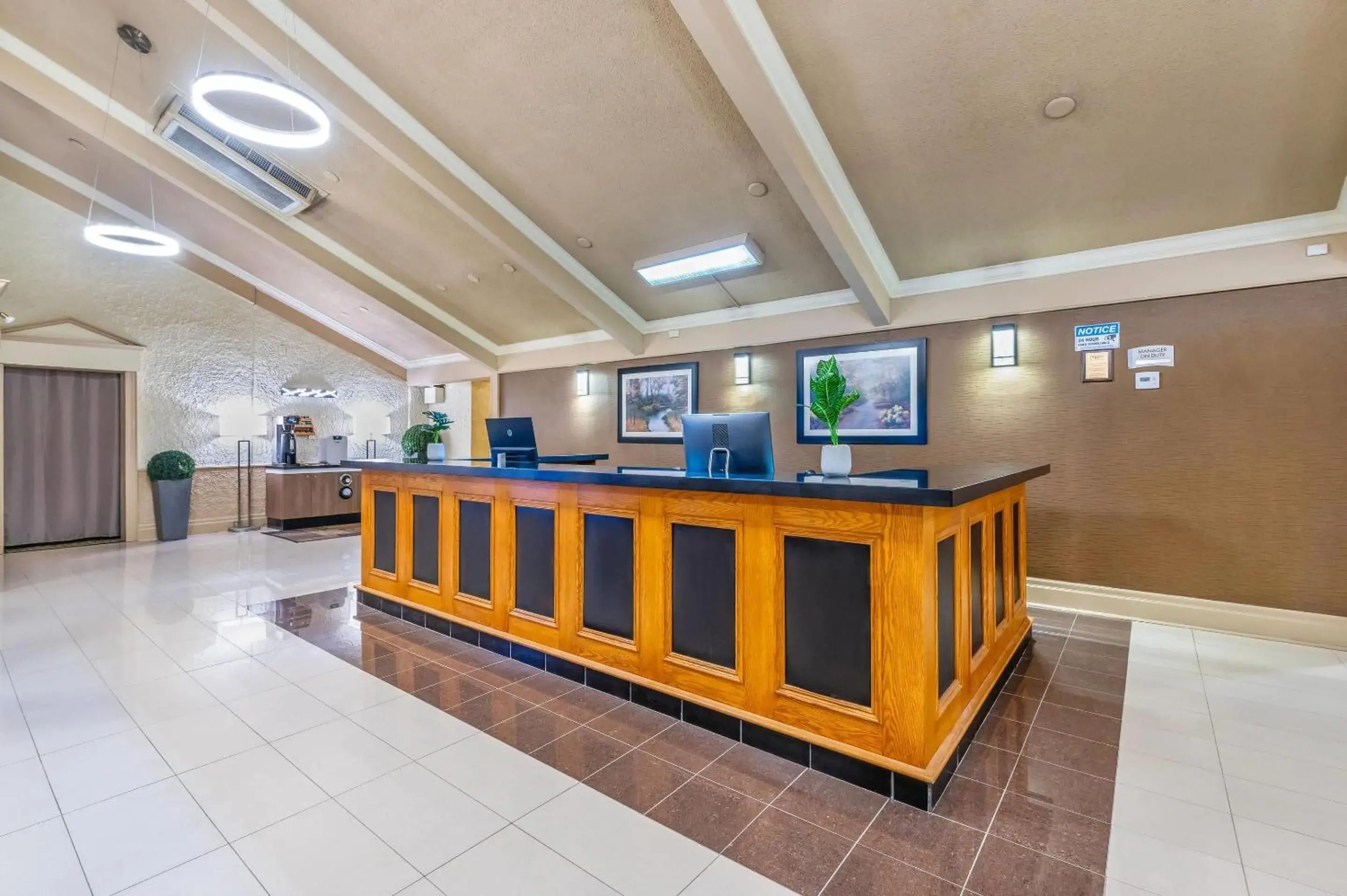 Lobby or reception in Rodeway Inn Festival Lobby or reception in Rodeway Inn Festival