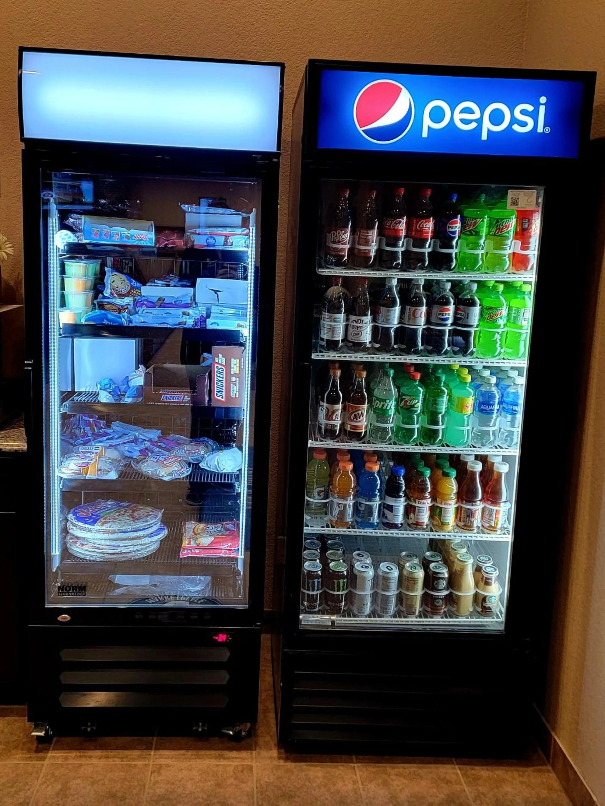 Food and drinks in Cobblestone Inn & Suites Maryville