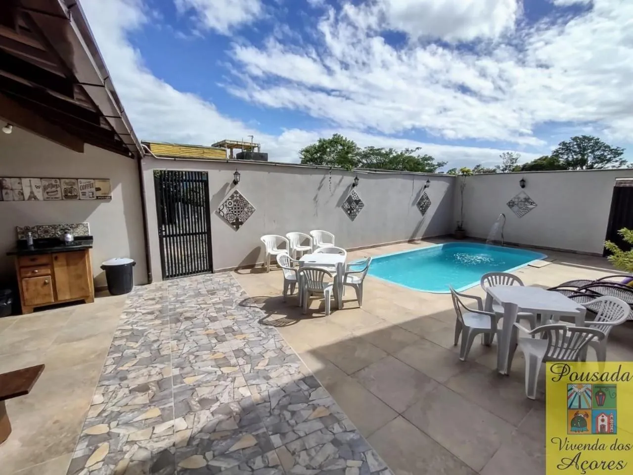 Swimming pool in Pousada Vivenda dos Açores