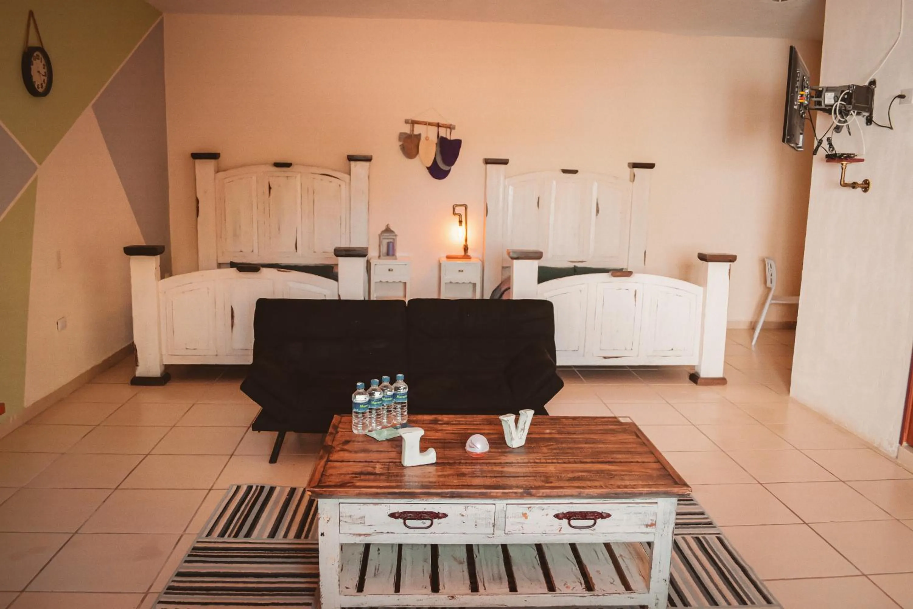 Photo of the whole room in La Conspiración Hotel
