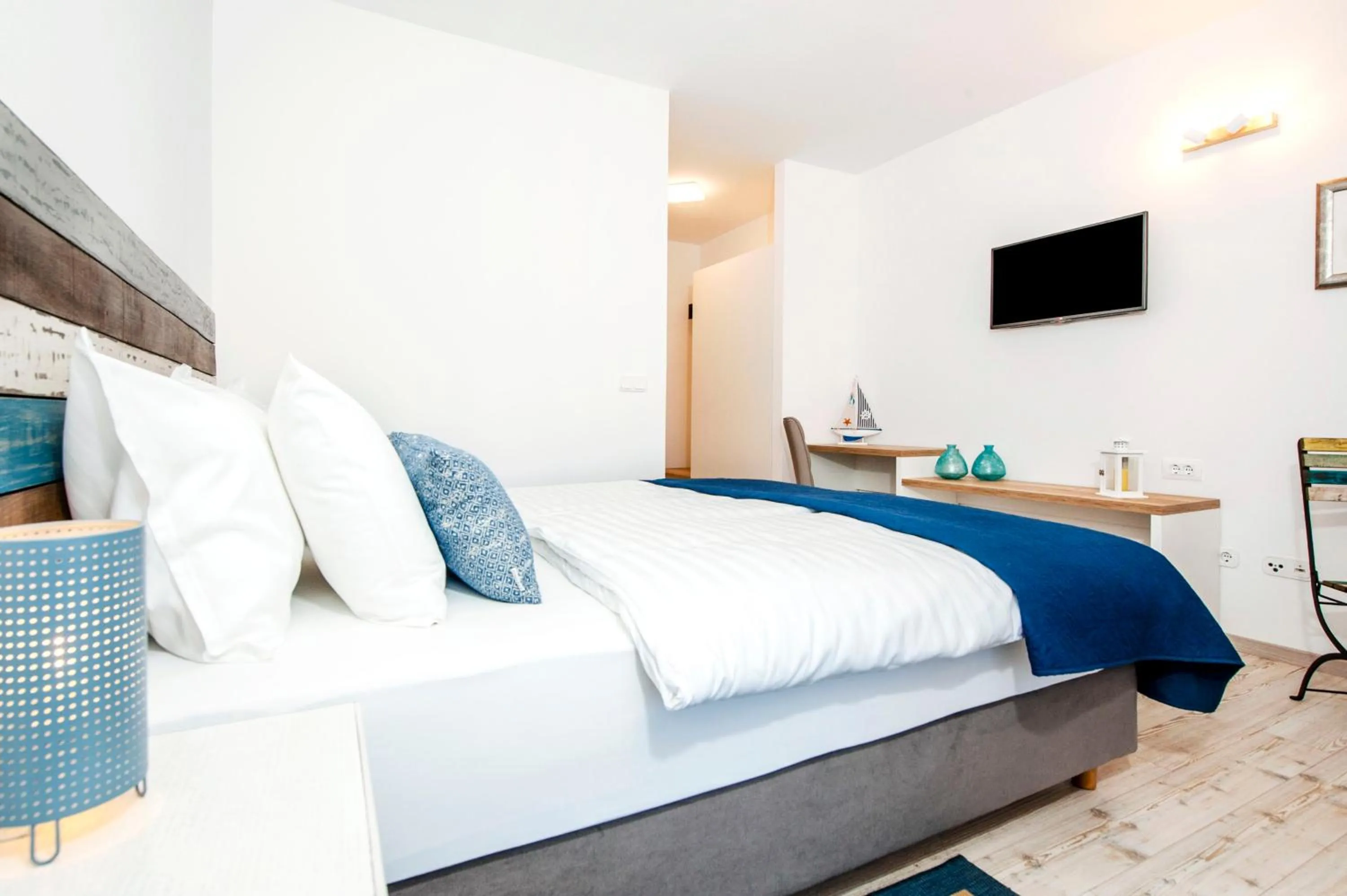 Photo of the whole room, Bed in Villa Marea