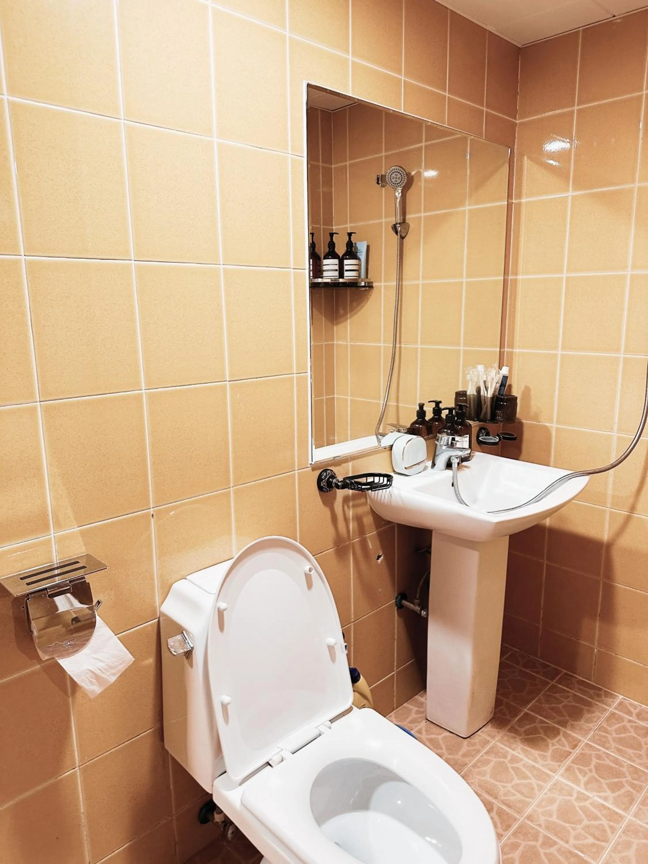 Daegu Dongseongro Gyeong`s Hostel