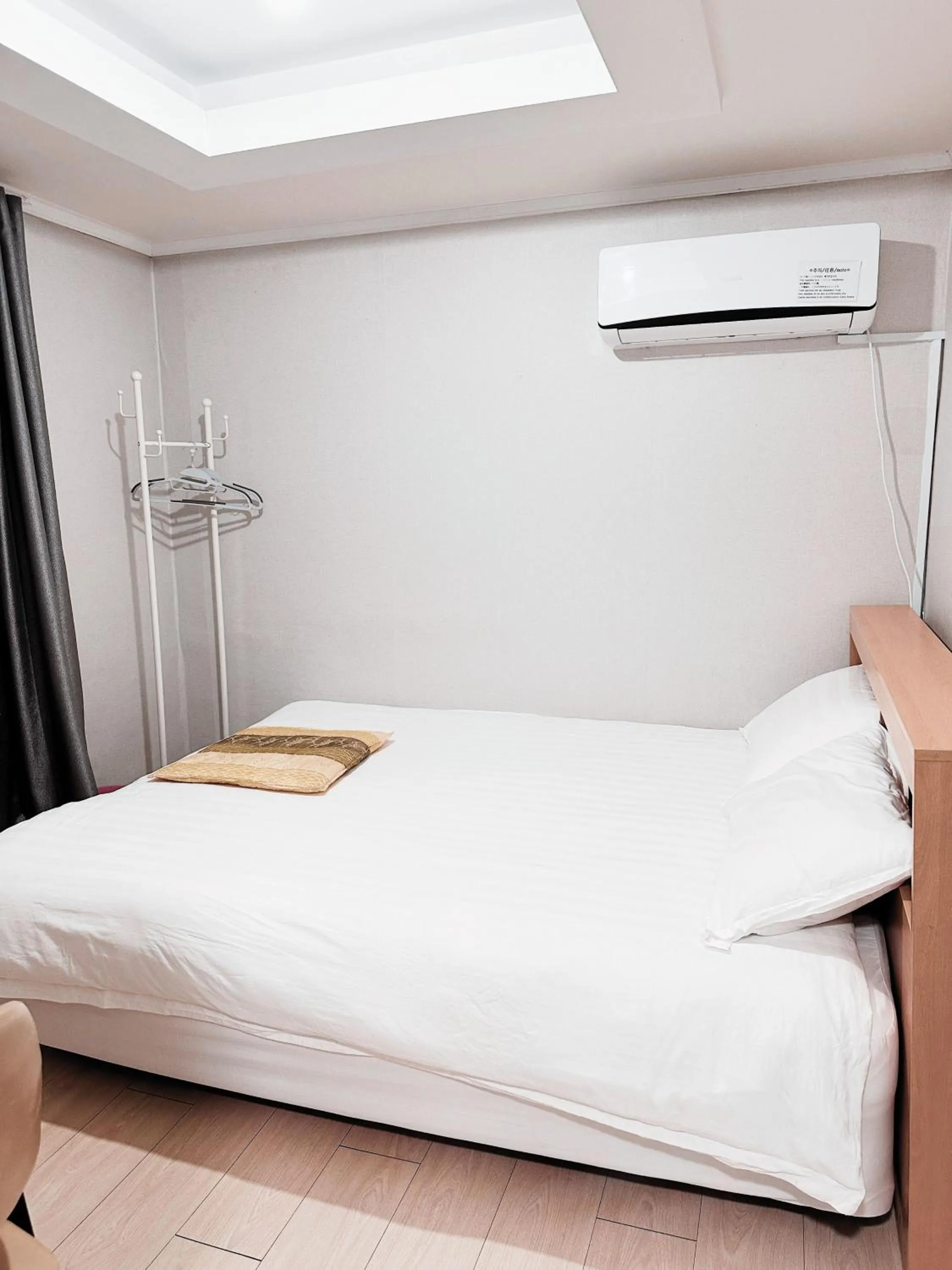 Bed in Daegu Dongseongro Gyeong`s Hostel