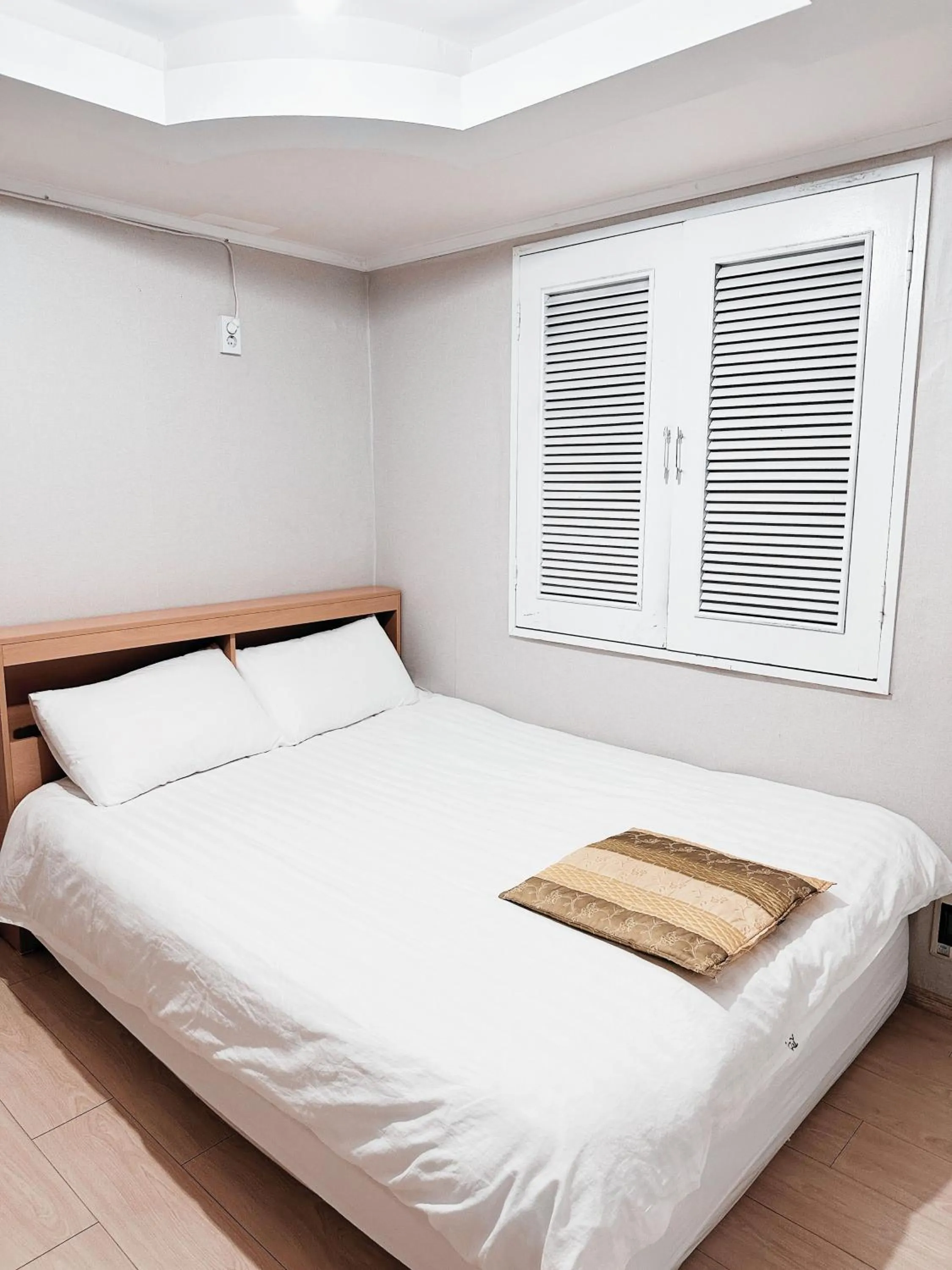 Bed in Daegu Dongseongro Gyeong`s Hostel