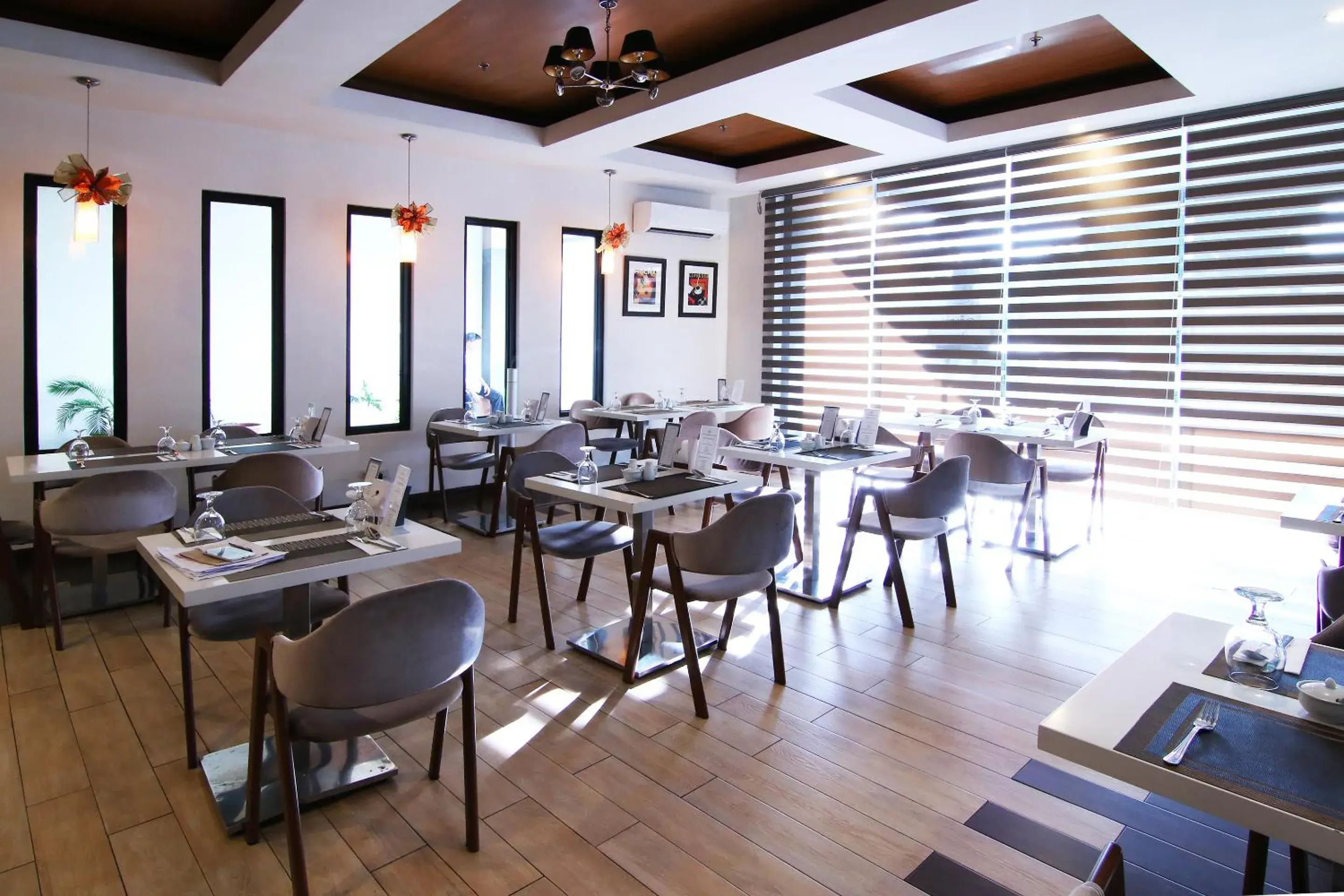 Restaurant/places to eat in Verjandel Hotel Restaurant/places to eat in Verjandel Hotel