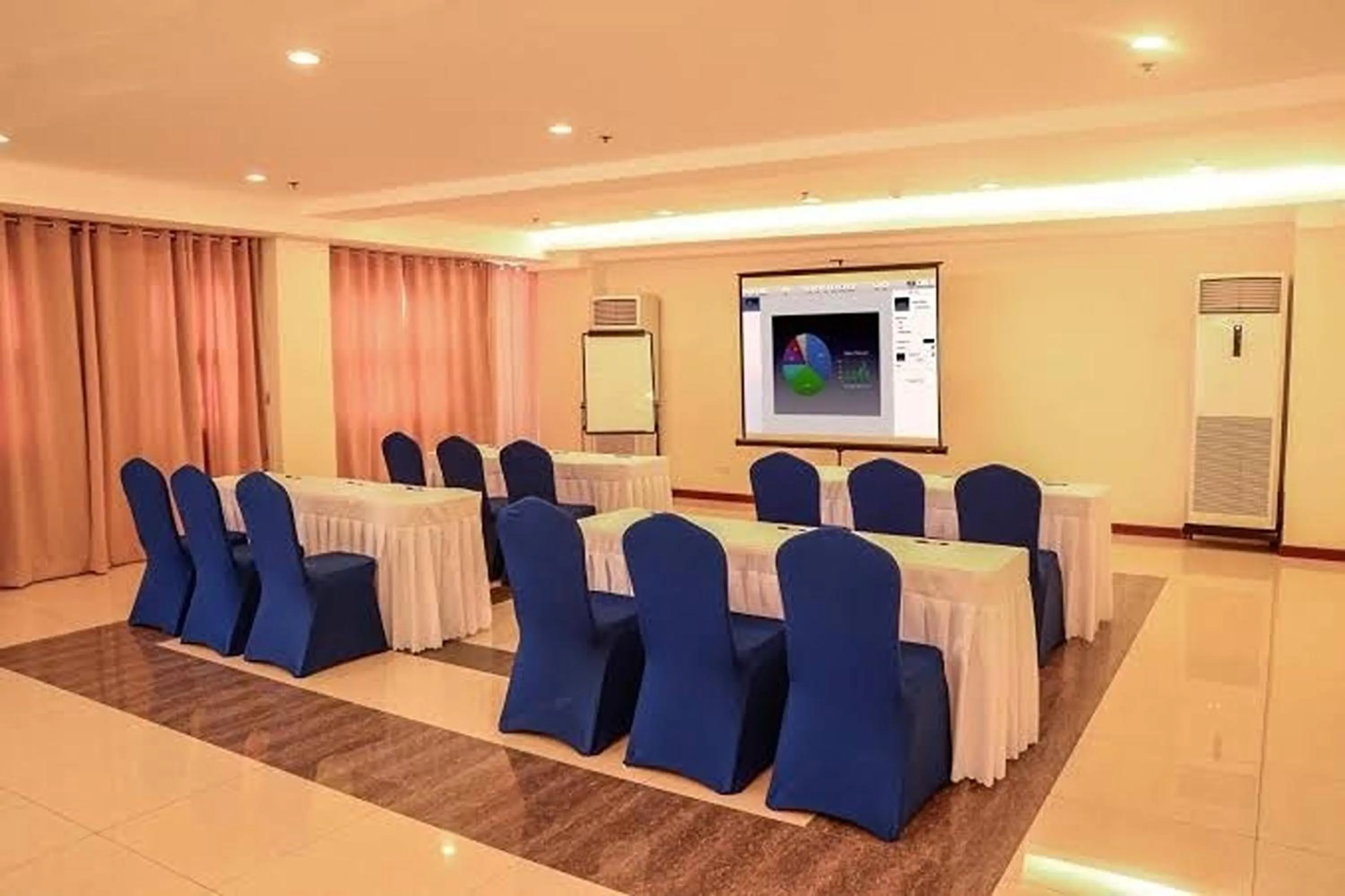 Meeting/conference room in Verjandel Hotel