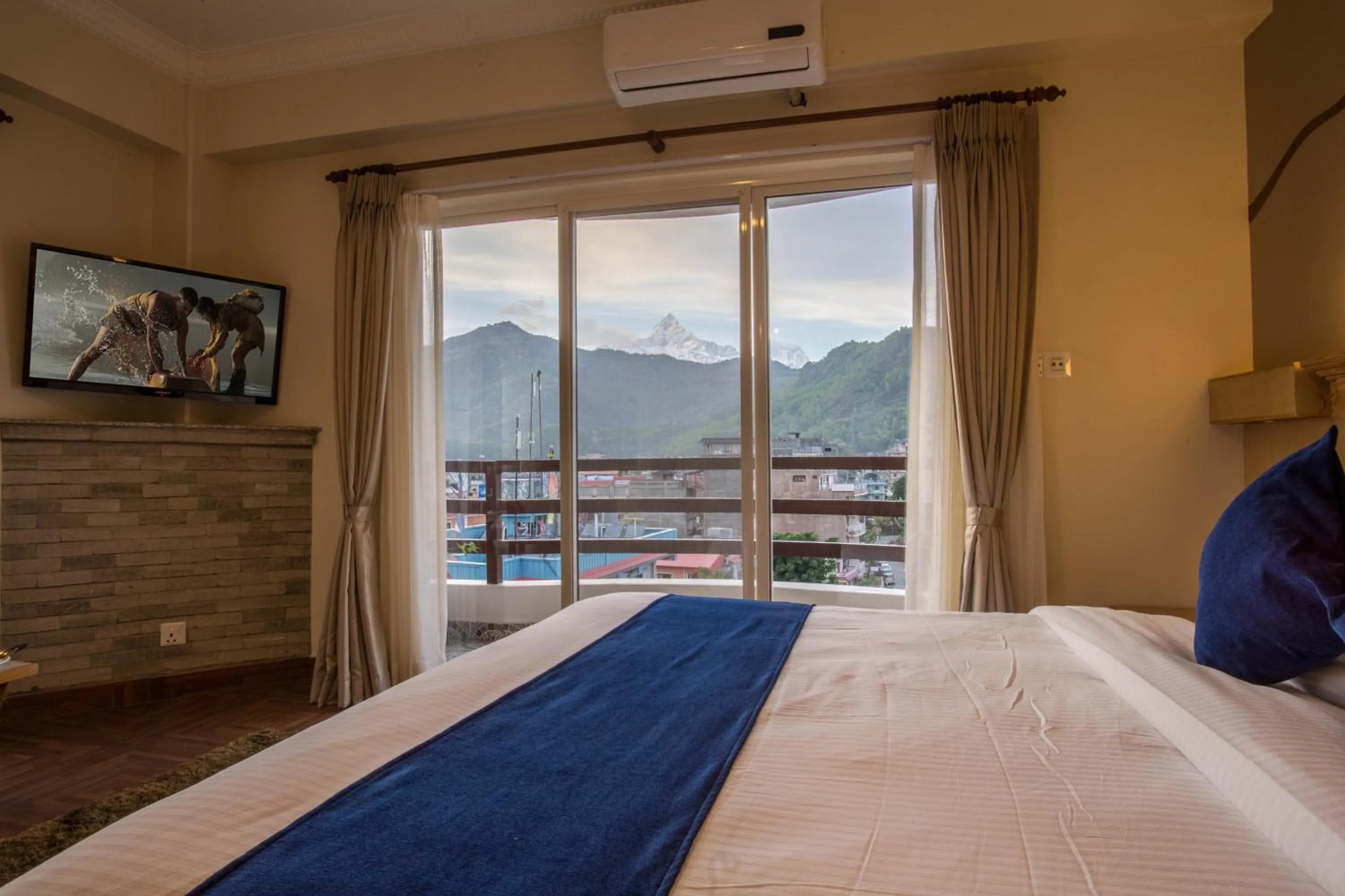 Decorative detail, Bed in Hotel White Pearl