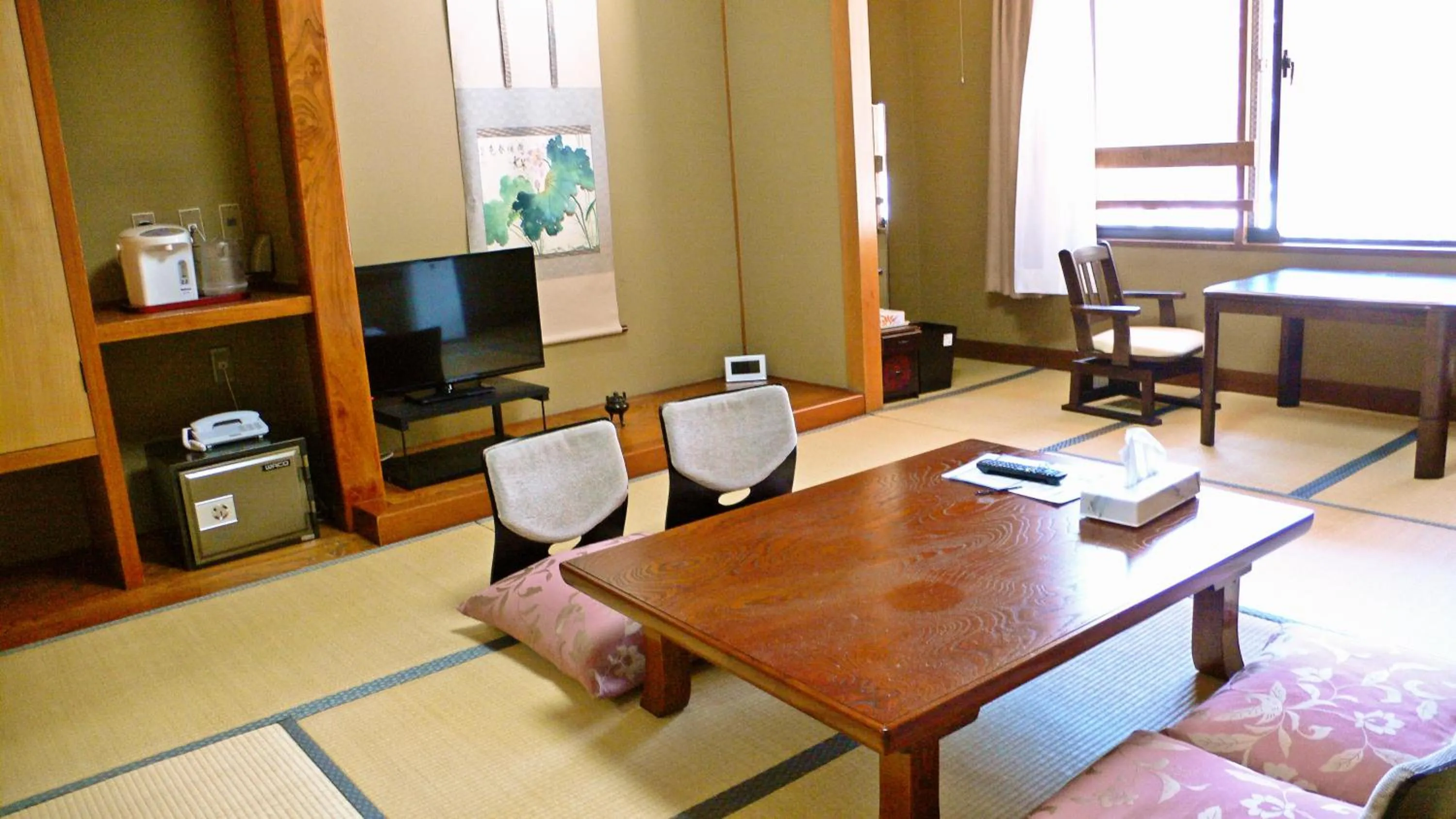 Yuttarino-Sato Inaka