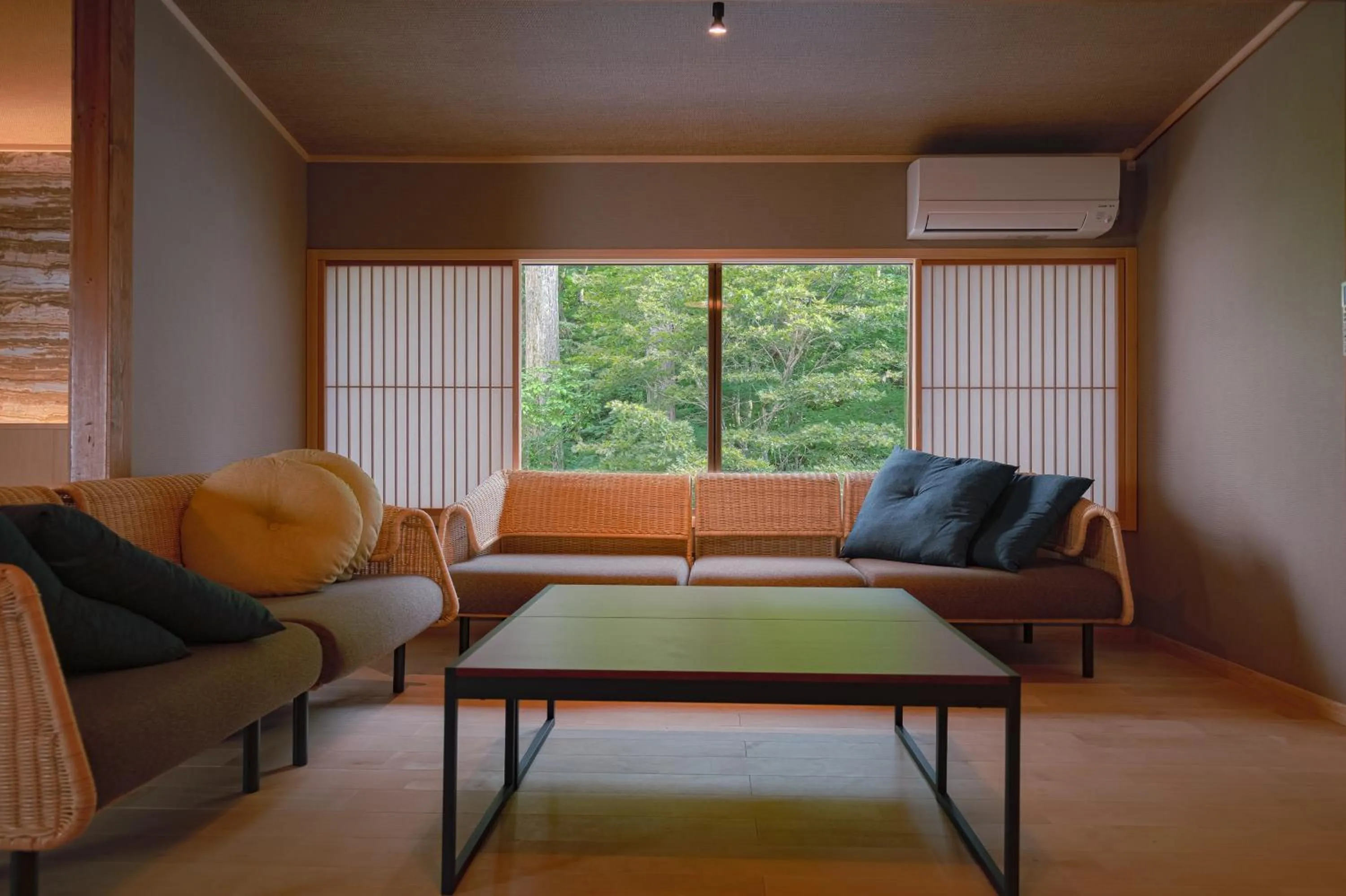 Photo of the whole room in Nukumorino-yado Komanoyu