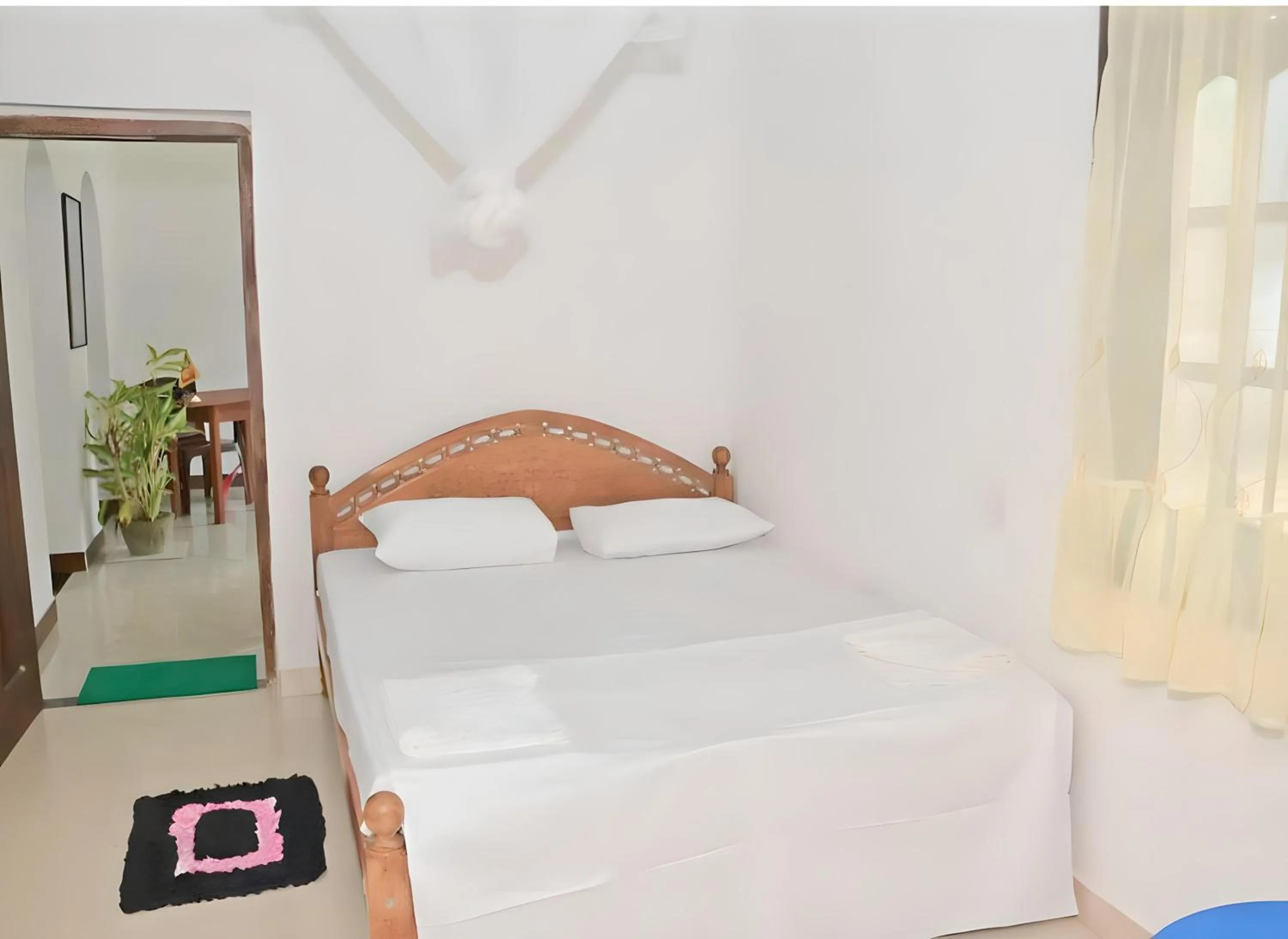 Bedroom, Bed in Traveller's Hostel Hikkaduwa