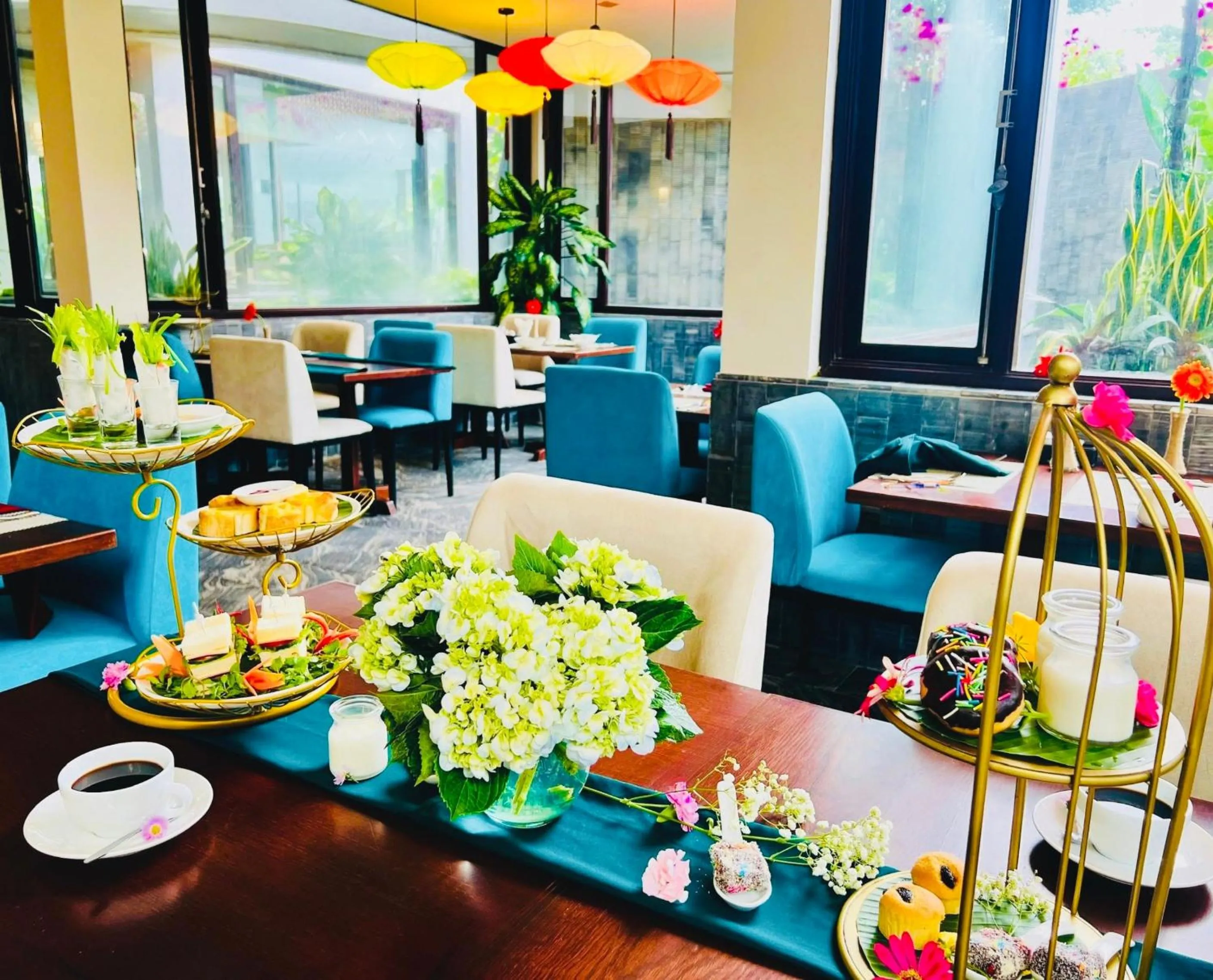 Restaurant/places to eat in Happy Life Memories Hoi An Hotel & Spa