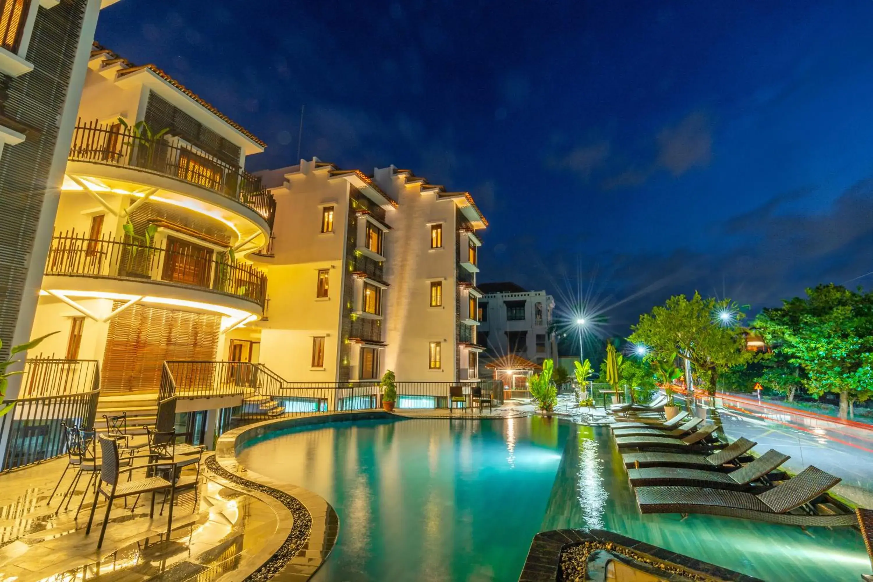 Pool view in Elites Riverside Hotel & Spa Hoi An Pool view in Elites Riverside Hotel & Spa Hoi An