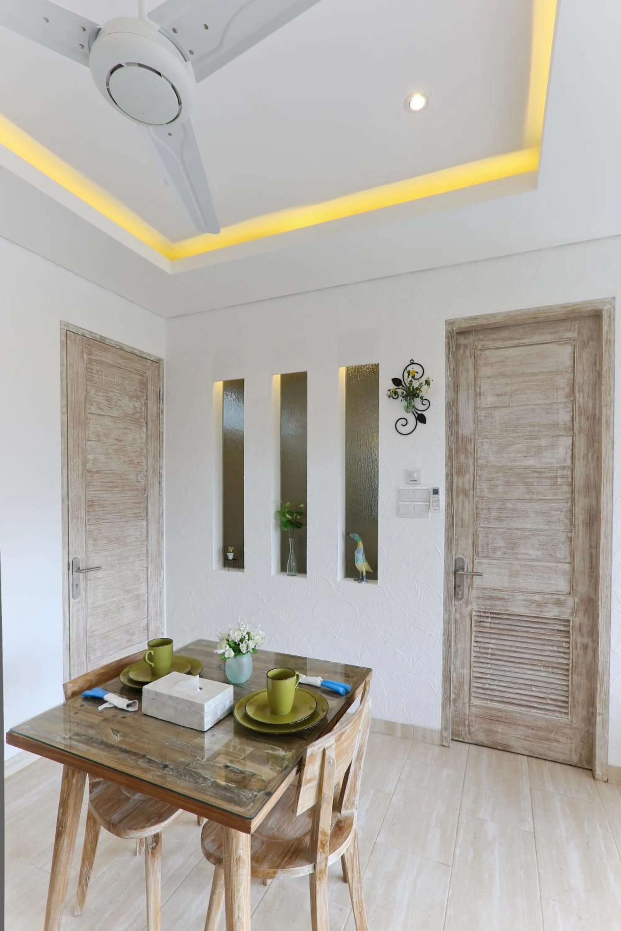 Dining area in Green Studio Apartment Sanur