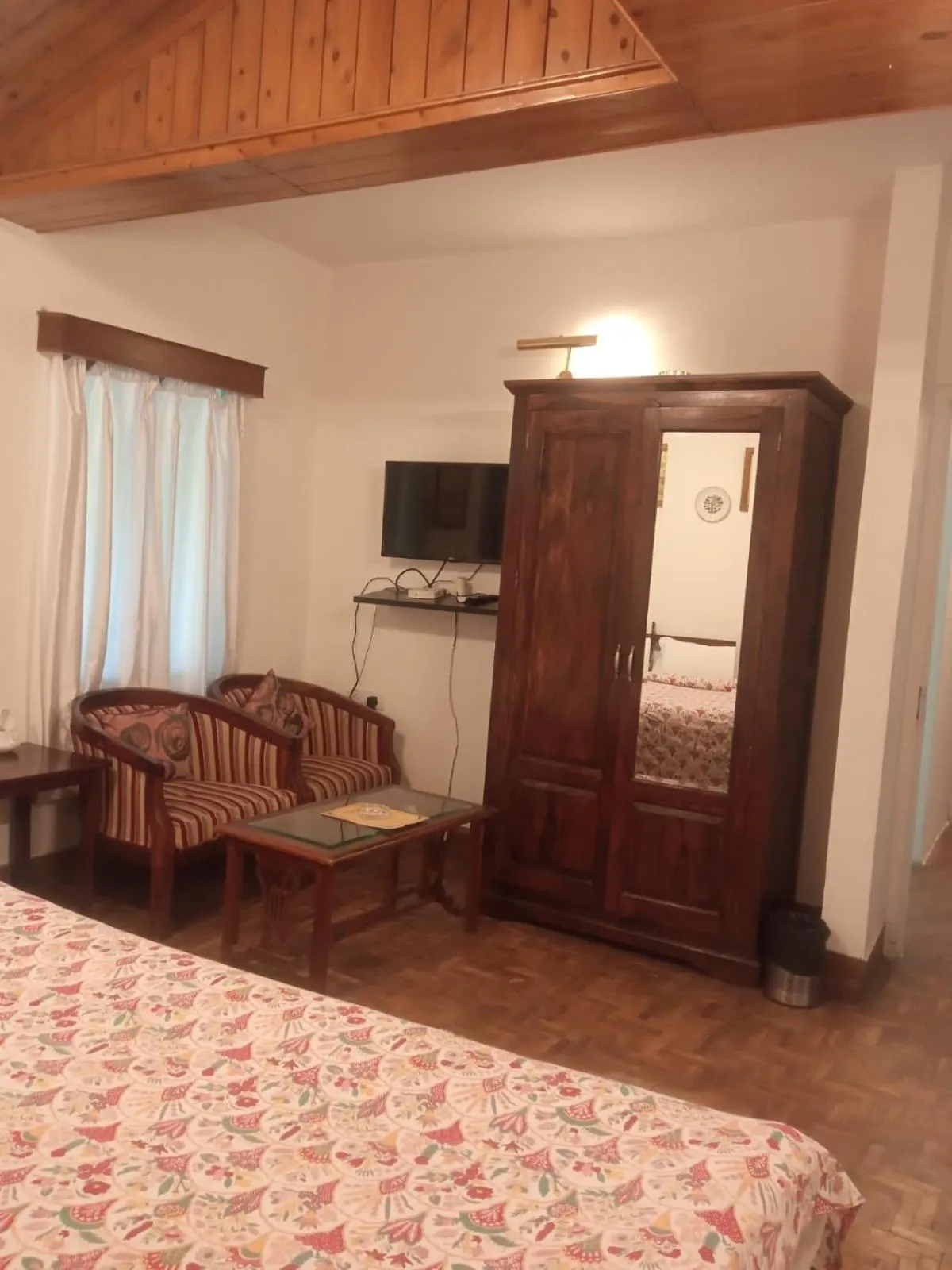 Photo of the whole room, Bed in The Hive Cottage By Royal Collection Hotels