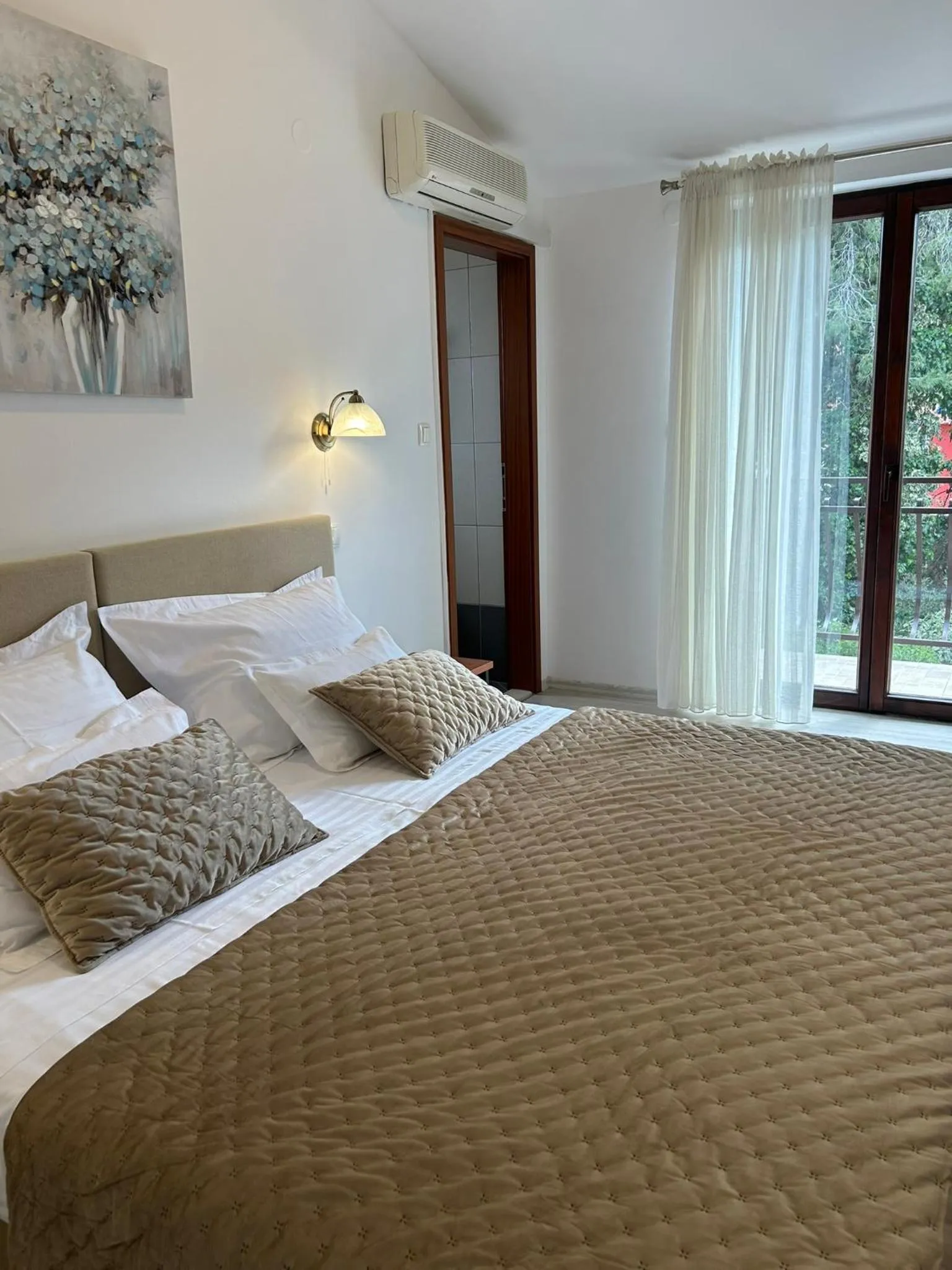 Bed in Hotel Vila Tina