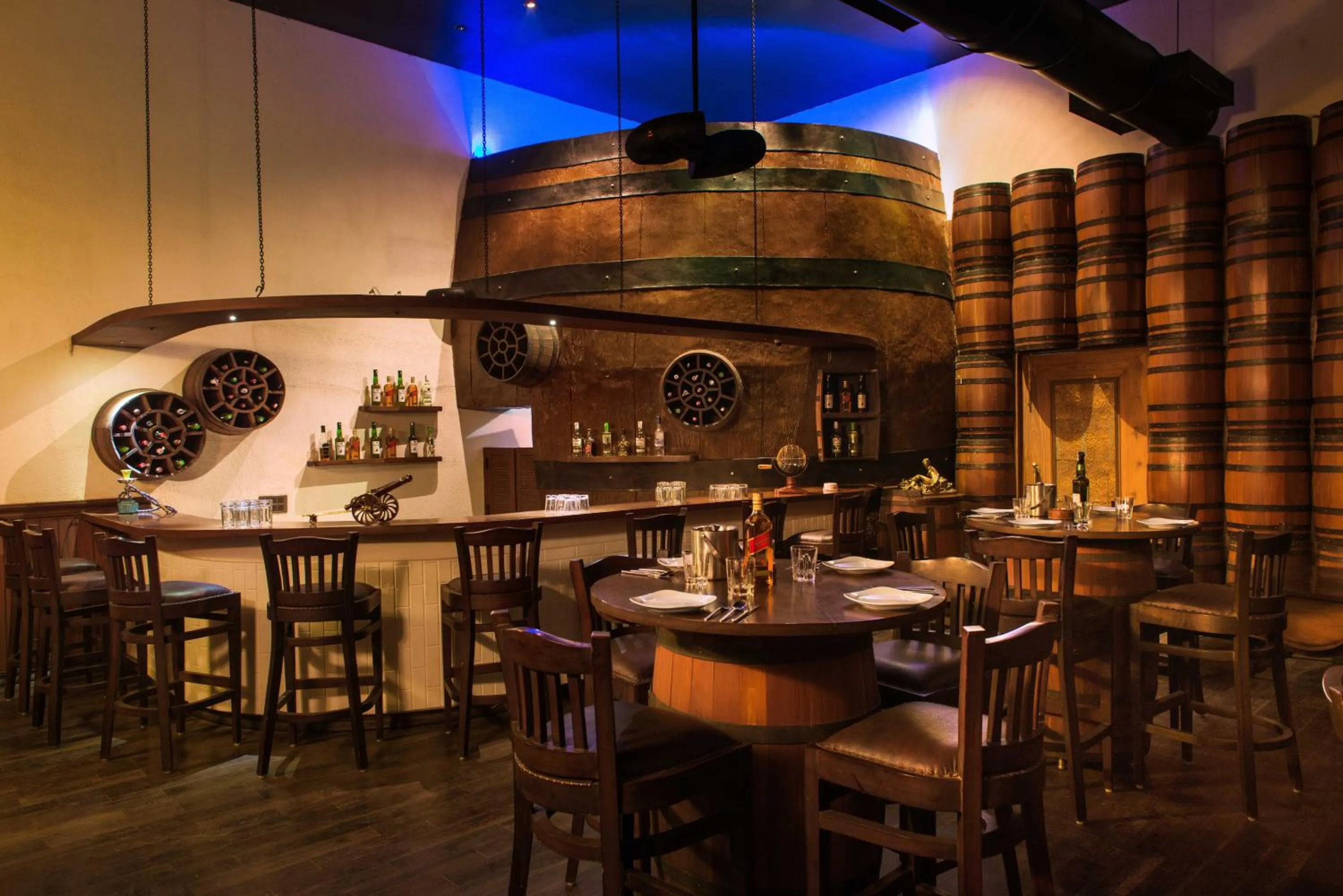 Lounge or bar in Syna Tiger Resort Bandhavgarh