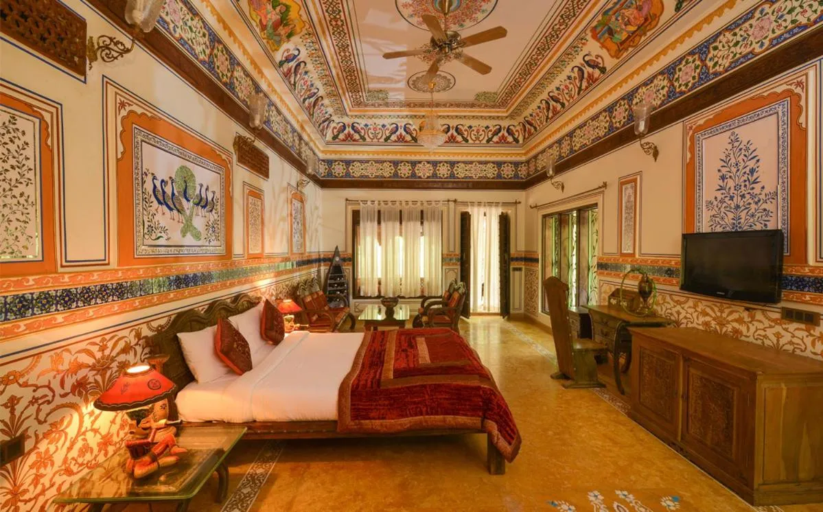 Living room, Bed in Syna Tiger Resort Bandhavgarh