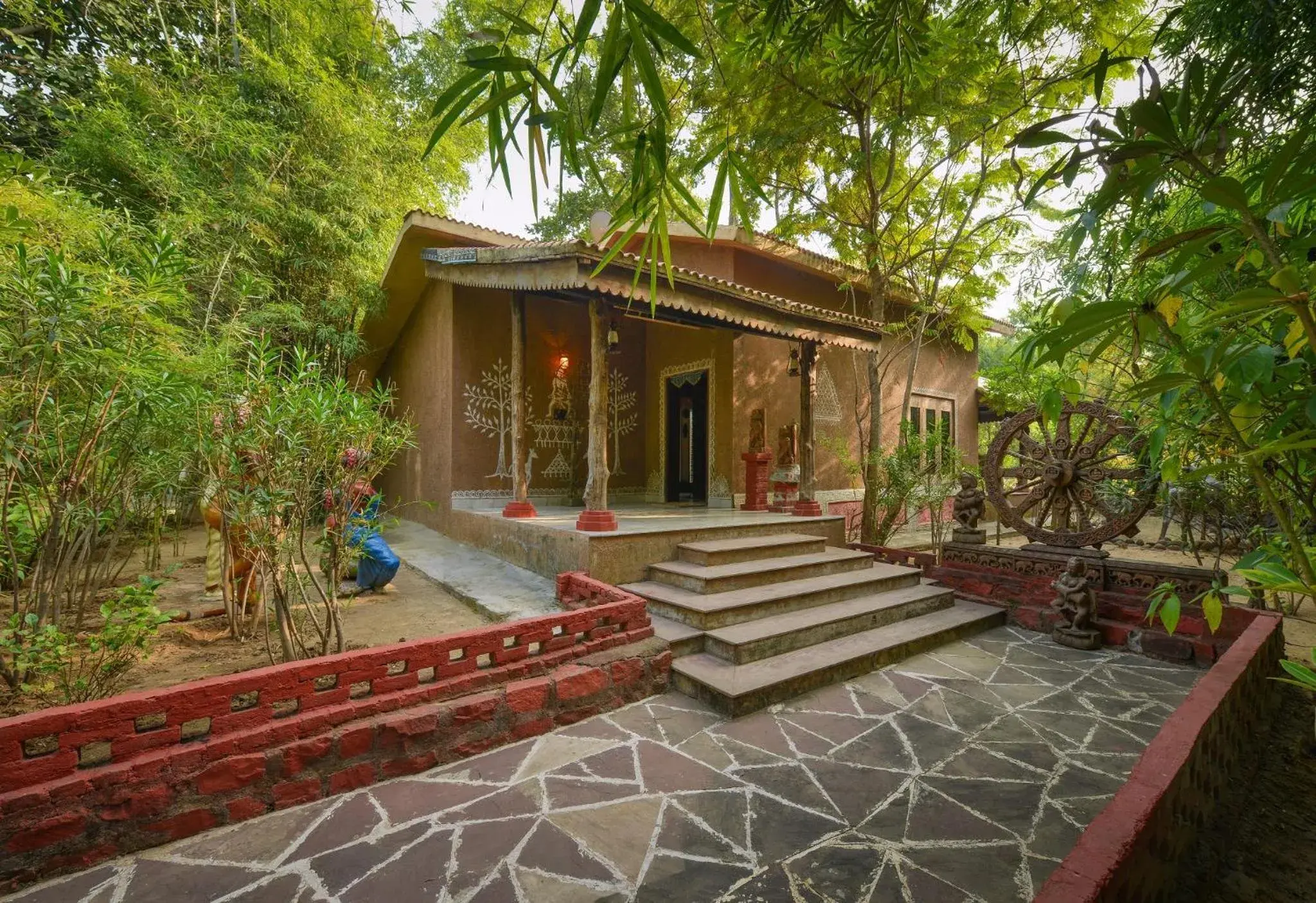 Facade/entrance in Syna Tiger Resort Bandhavgarh Facade/entrance in Syna Tiger Resort Bandhavgarh