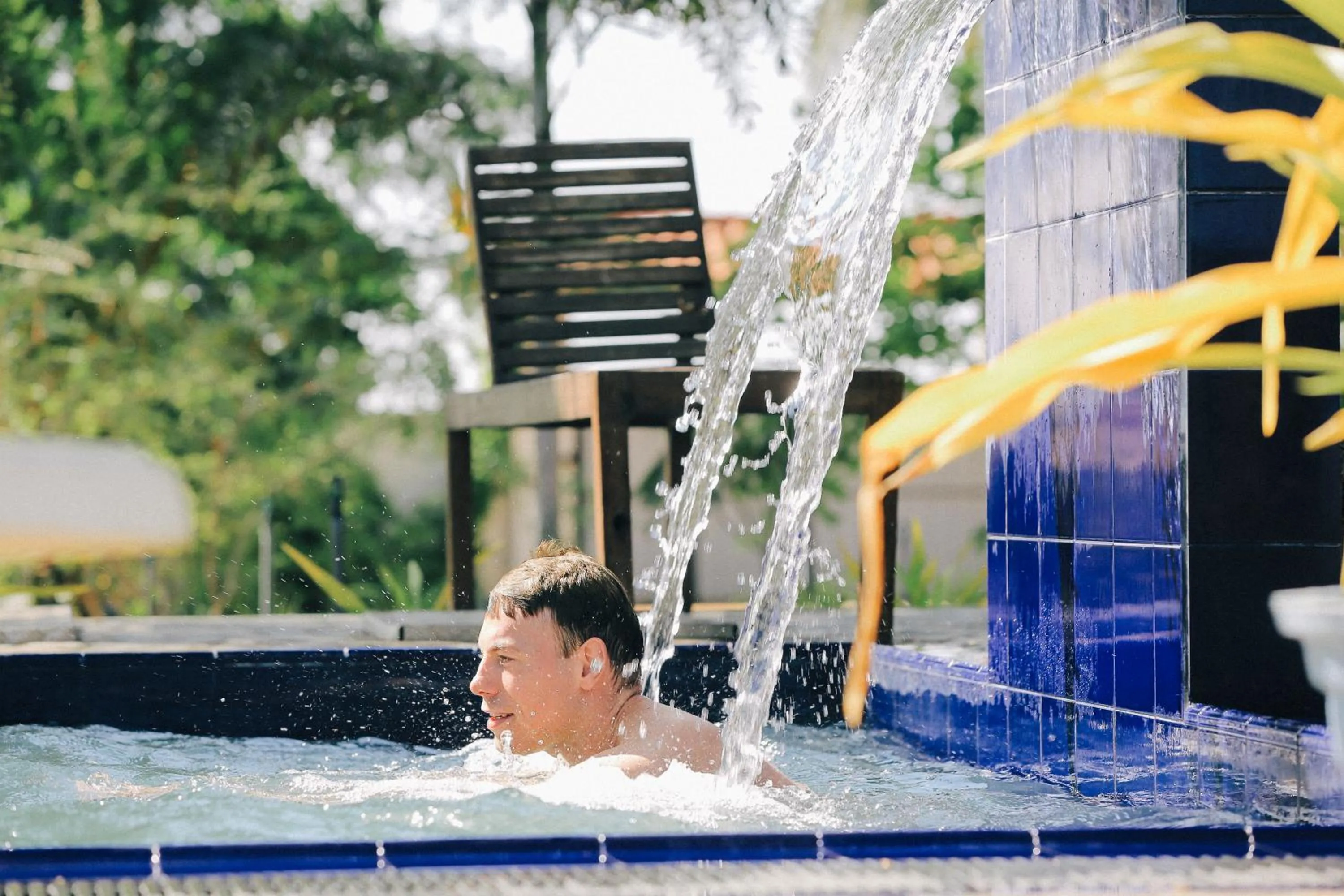 Swimming pool in Dinuda Lagoon Hotel