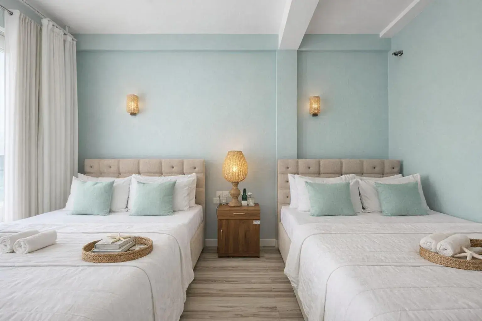 Photo of the whole room, Bed in Dinuda Lagoon Hotel Photo of the whole room, Bed in Dinuda Lagoon Hotel