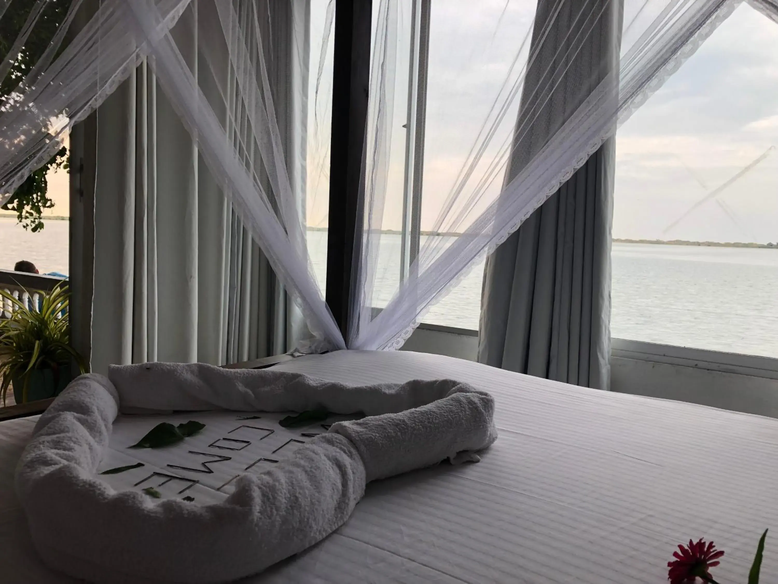 Sea view, Bed in Dinuda Resort Sea view, Bed in Dinuda Resort