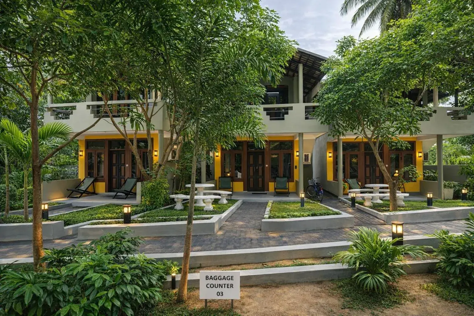 Property building in Dinuda Lagoon Hotel Property building in Dinuda Lagoon Hotel