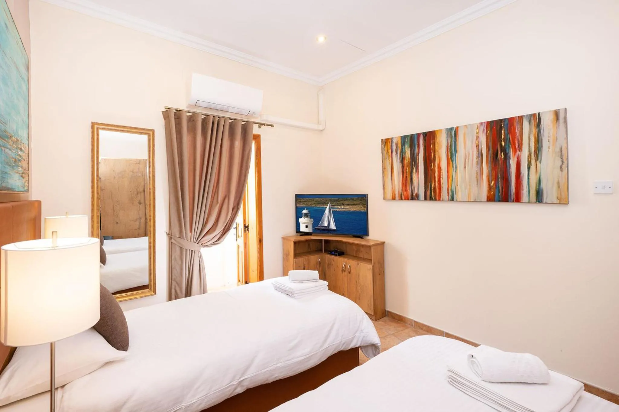 Bed in Valletta Apartments 19