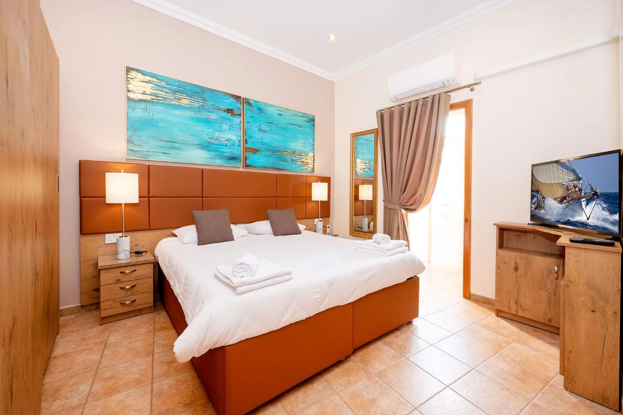 Bed in Valletta Apartments 19