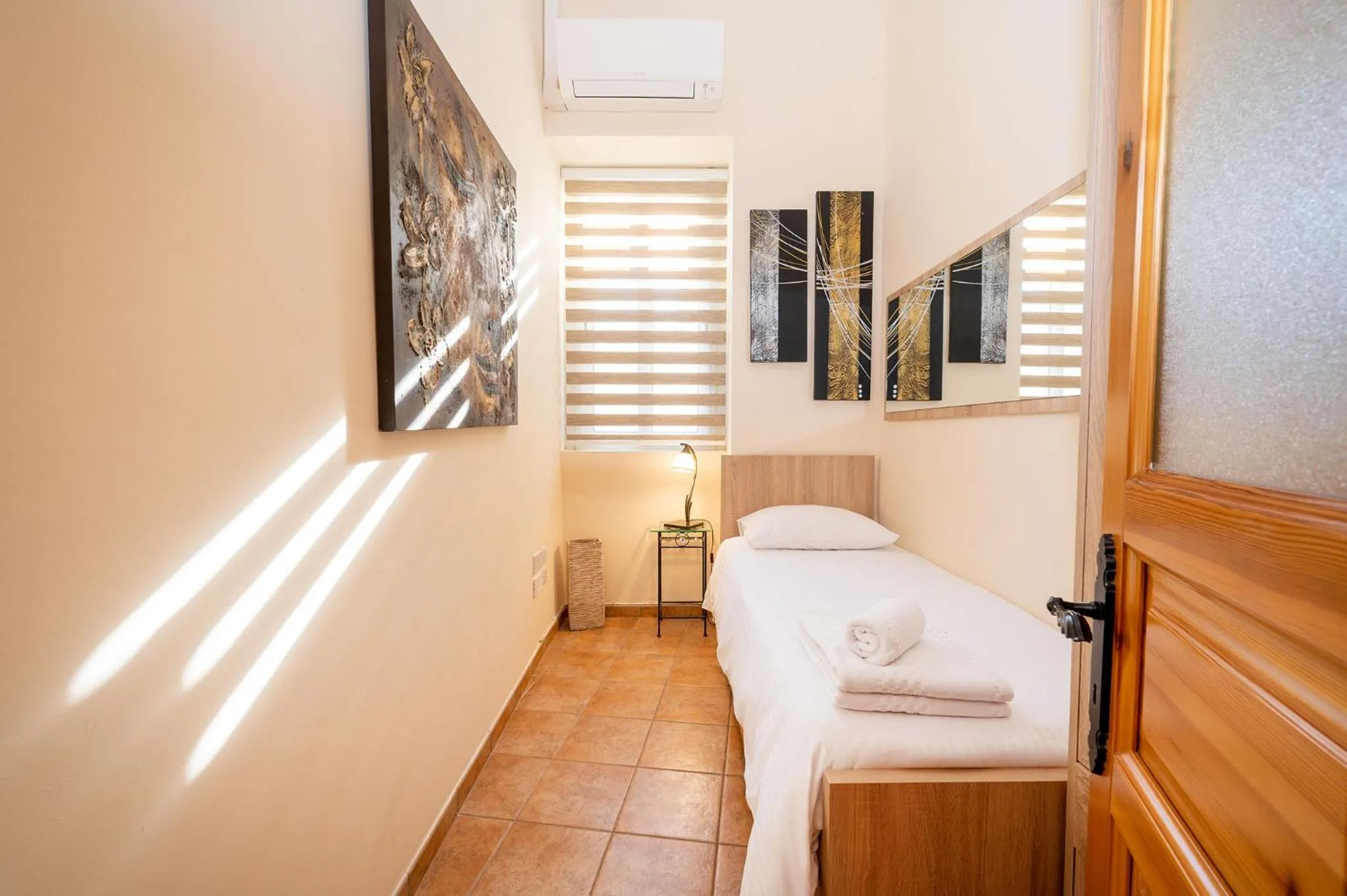 Bed in Valletta Apartments 19