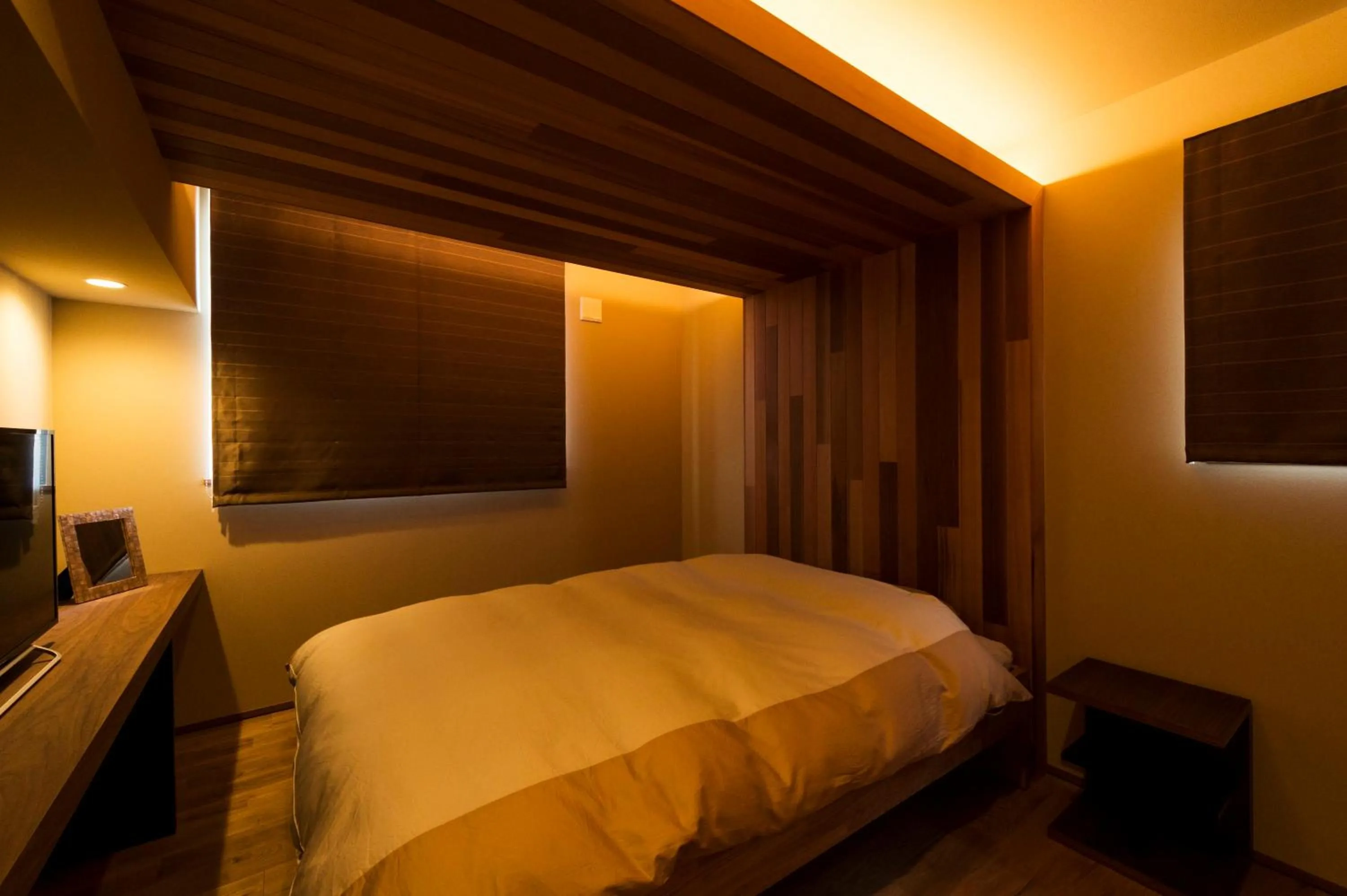 Photo of the whole room, Bed in Guest Villa on the BI-CHI