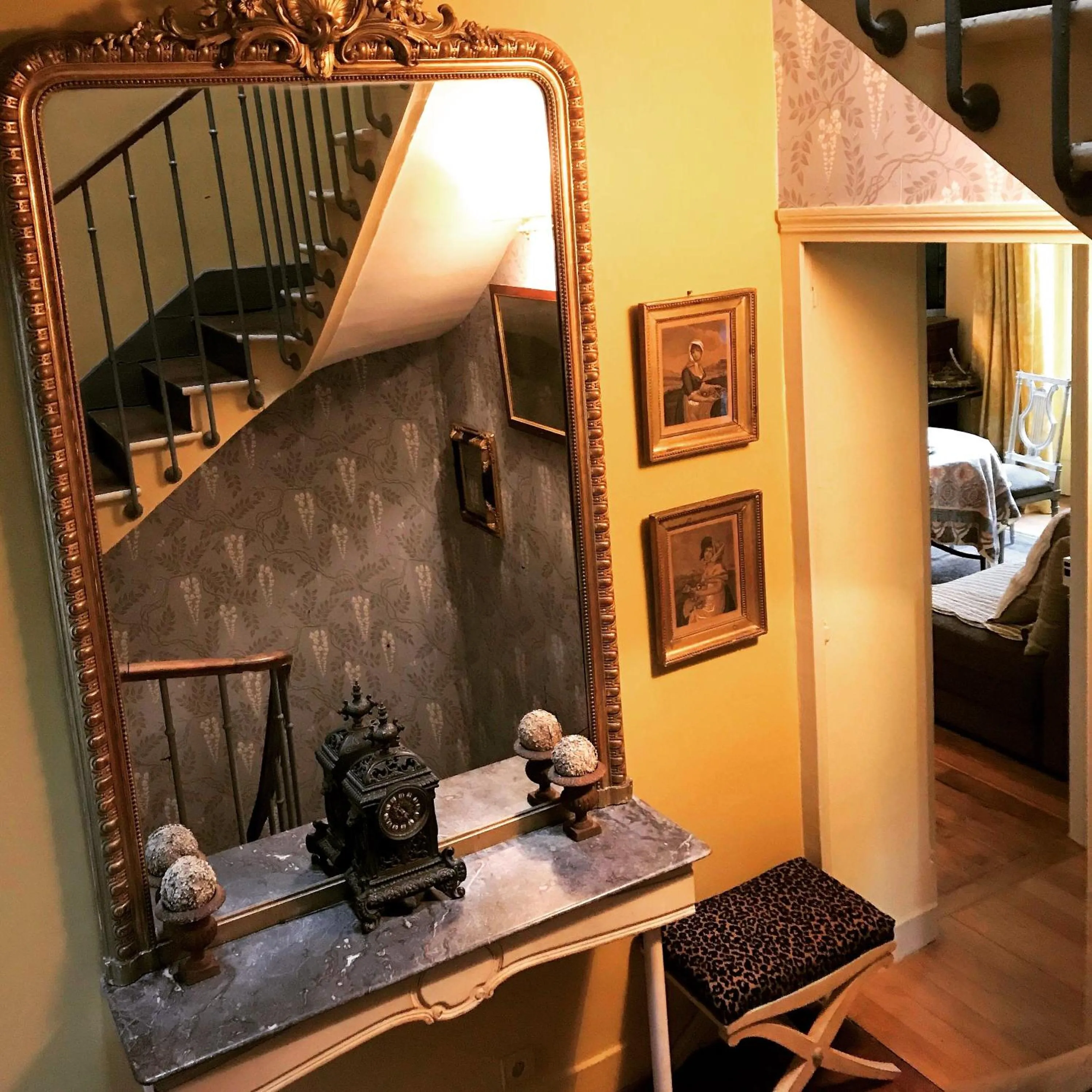 Decorative detail in Le Clos des Princes