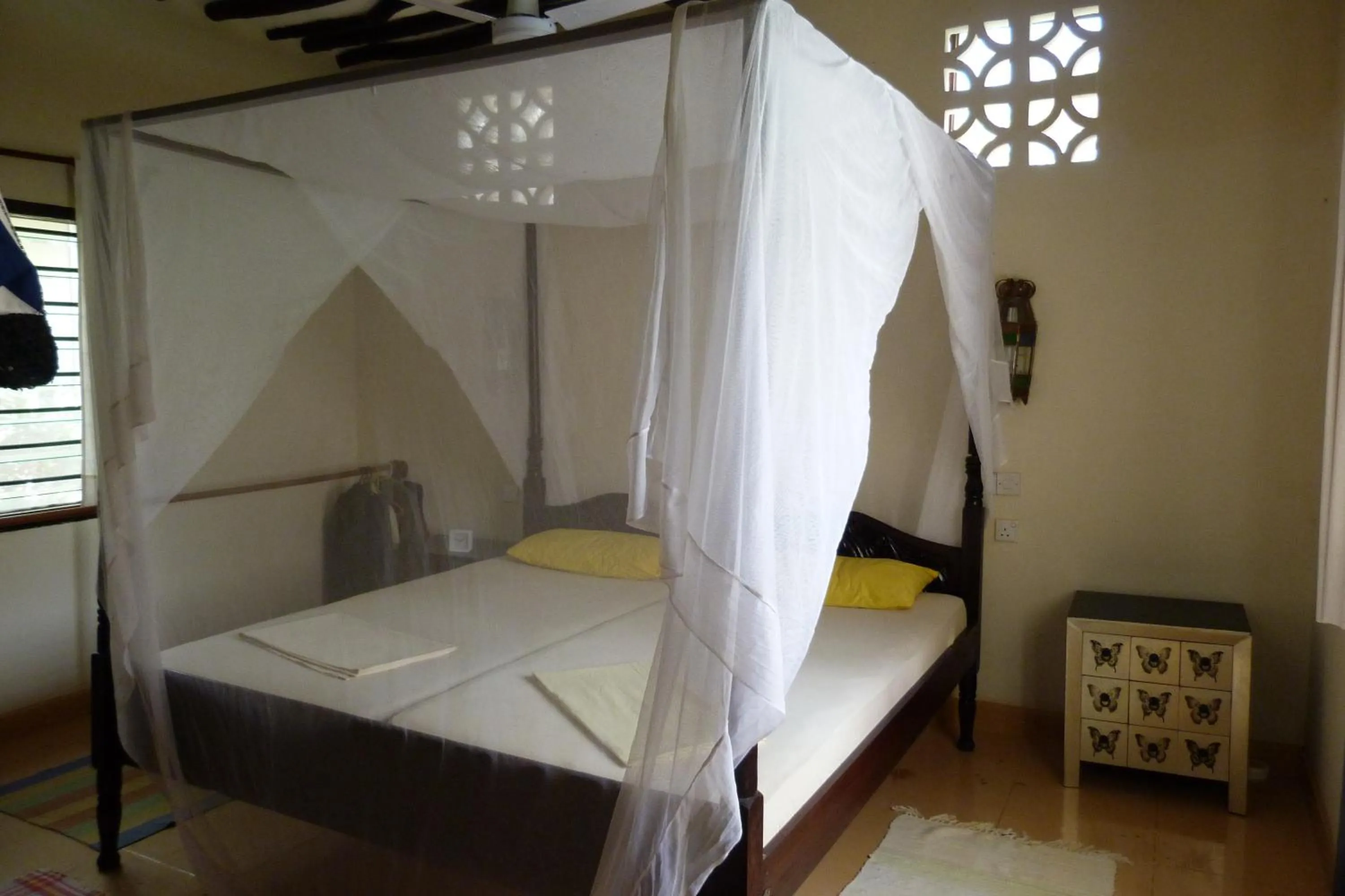 Bed in Villa Madinina
