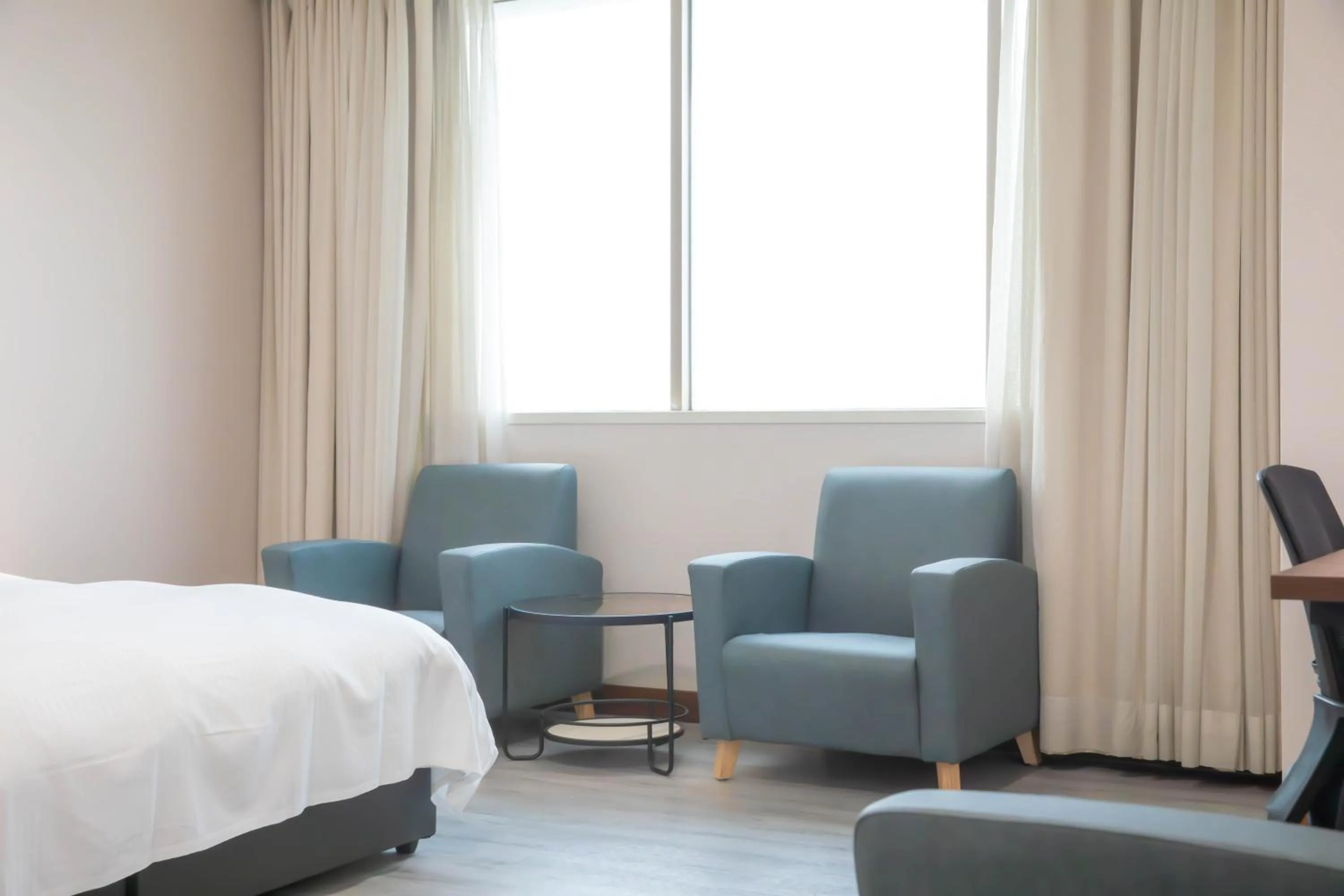 Bedroom, Bed in XinsheHotel - Chungli